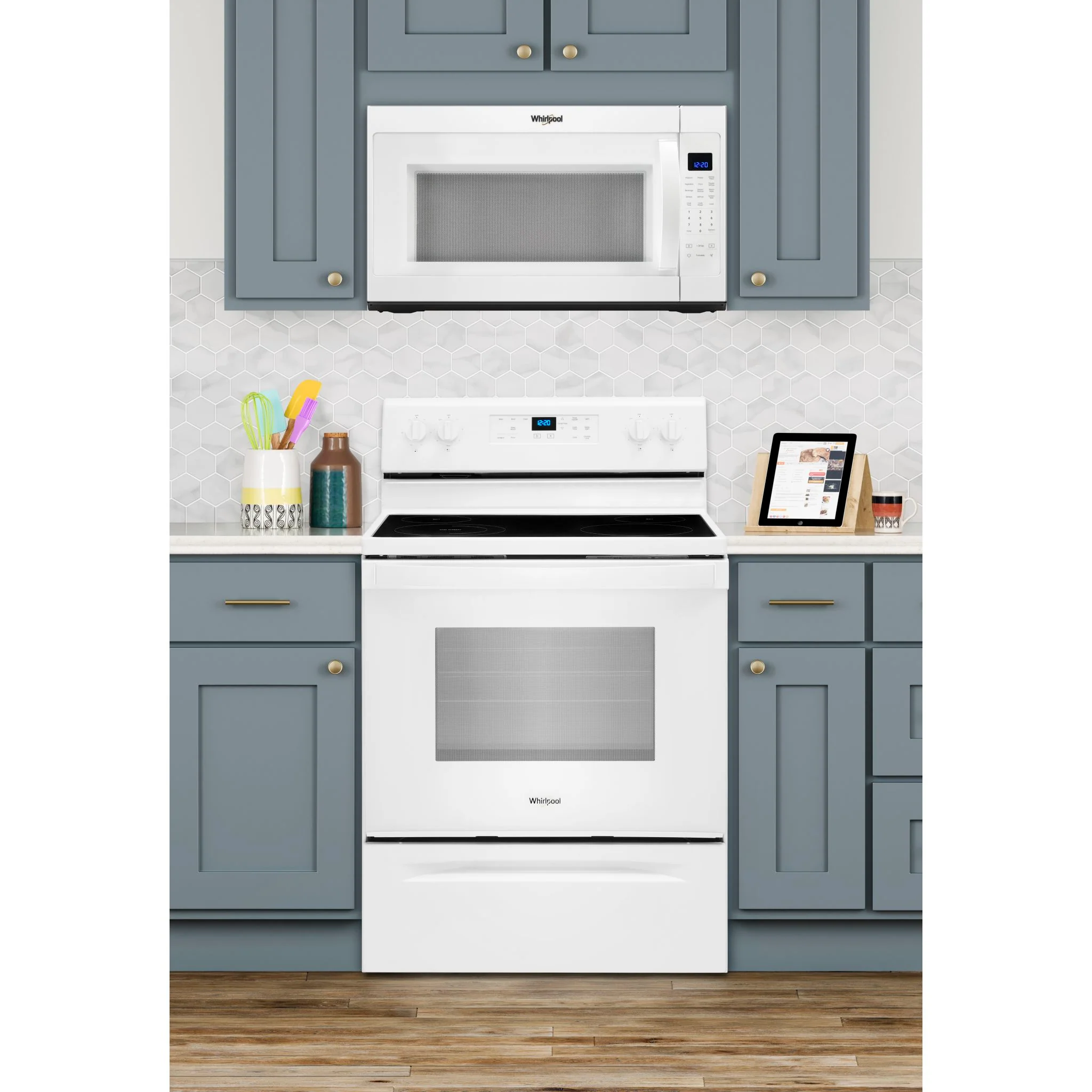 Whirlpool 5.3 cu. ft. electric range with Frozen Bake technology (YWFE515S0JW) - Image 12