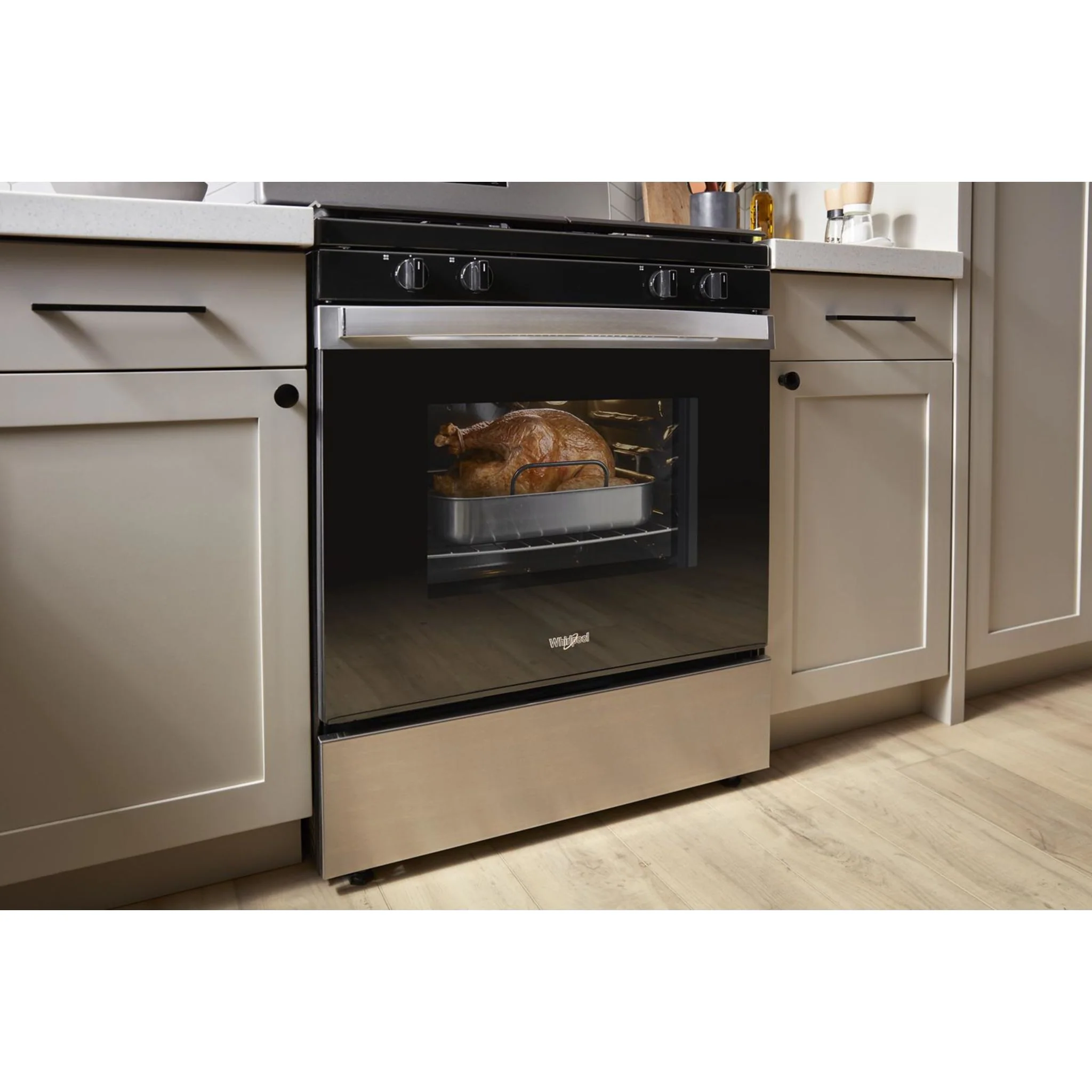 Whirlpool 5.0 cu. ft. Freestanding Gas Range with Storage Drawer (WFG515S0MS) - Image 17