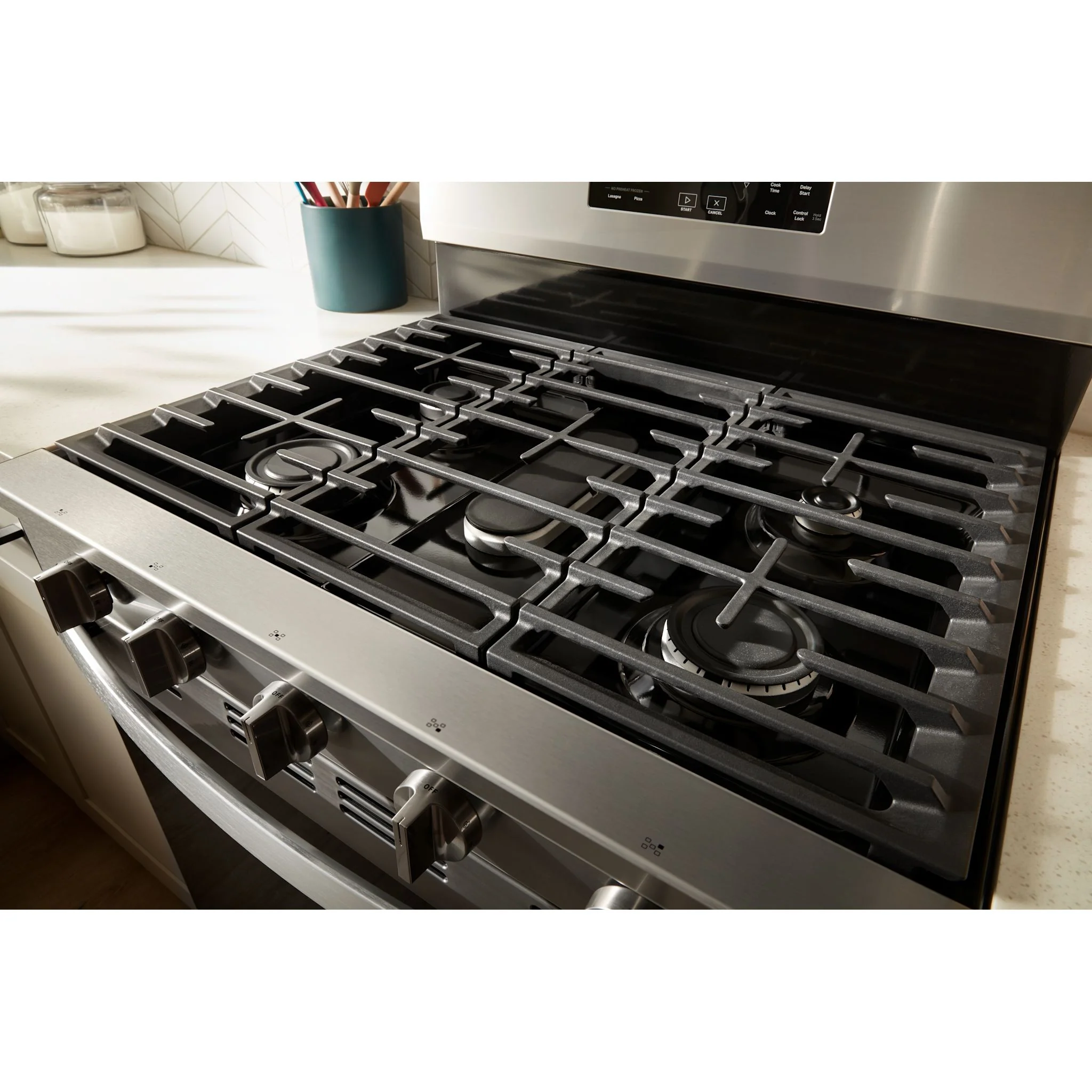 Whirlpool 30-inch Gas Range with Air Cooking Technology, No Preheat Air Fry and Air Baking and Self Clean -Fingerprint Resistant Stainless Steel (WFGS5030RZ) - Image 3