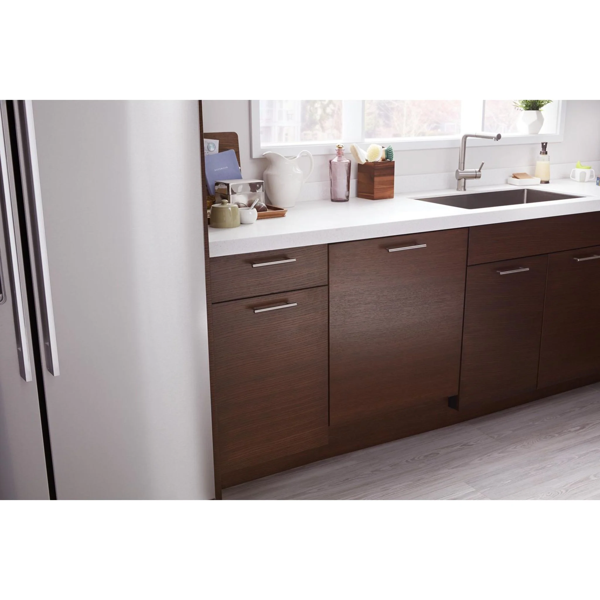 Whirlpool Panel-Ready Quiet Dishwasher with Stainless Steel Tub (UDT555SAHP) - Image 8