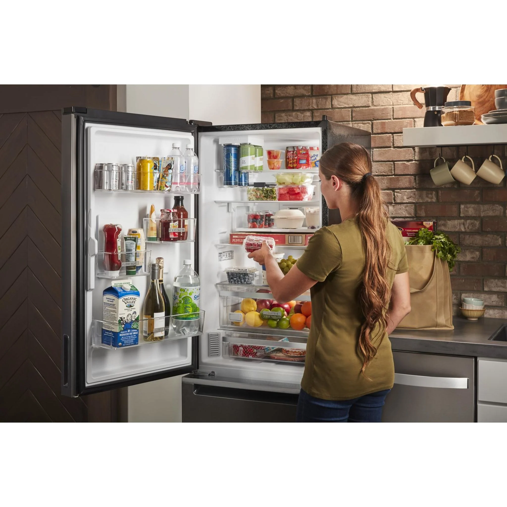 Whirlpool 24-inch Wide Bottom-Freezer Refrigerator - 12.9 cu. ft. -Black Stainless Finish (WRB543CMJV) - Image 8