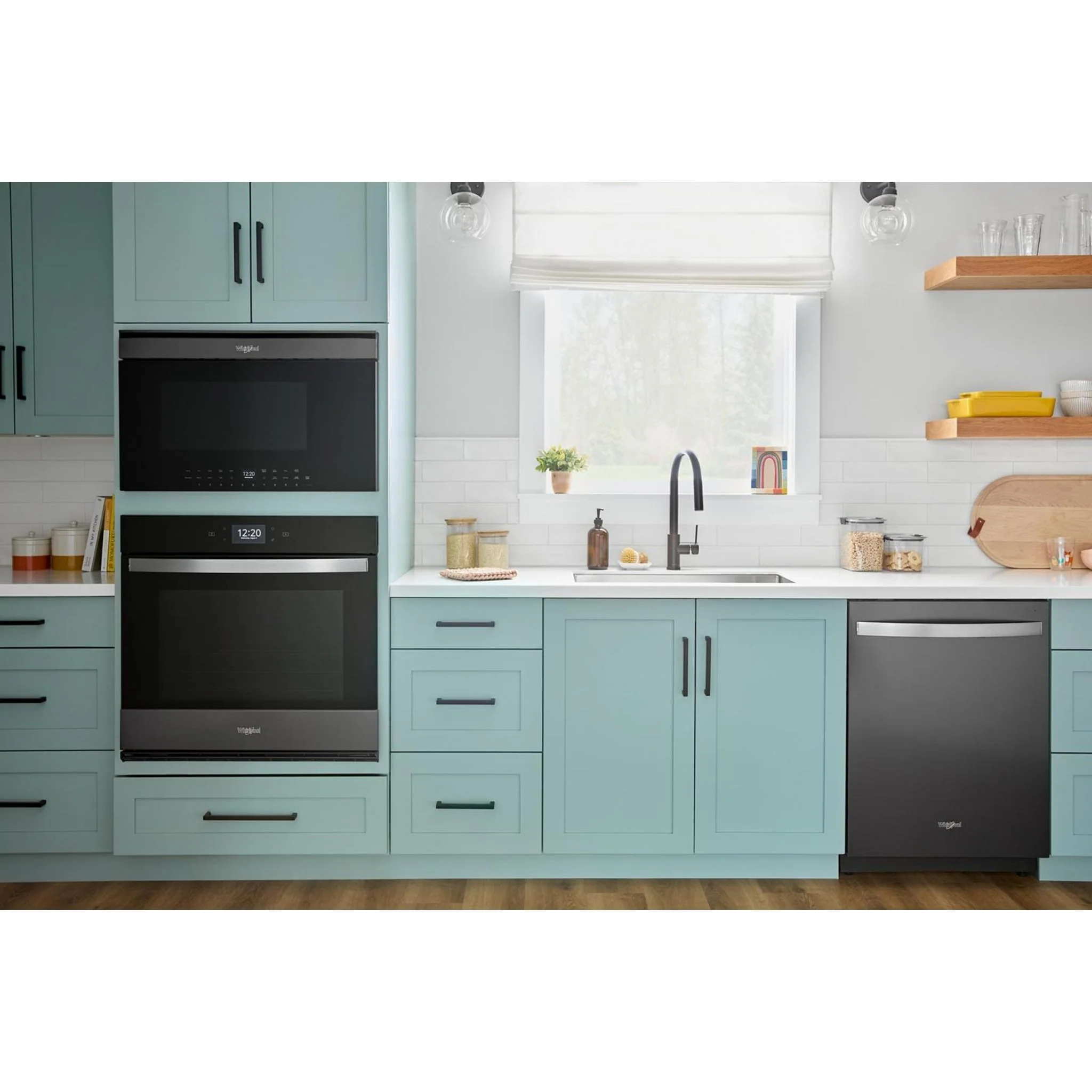 Whirlpool 1.1 cu. ft. Built-In Smart Multifunctional Microwave Oven with Air Fry - 900 watts -Black Stainless Finish (YWMBT7030SV) - Image 9