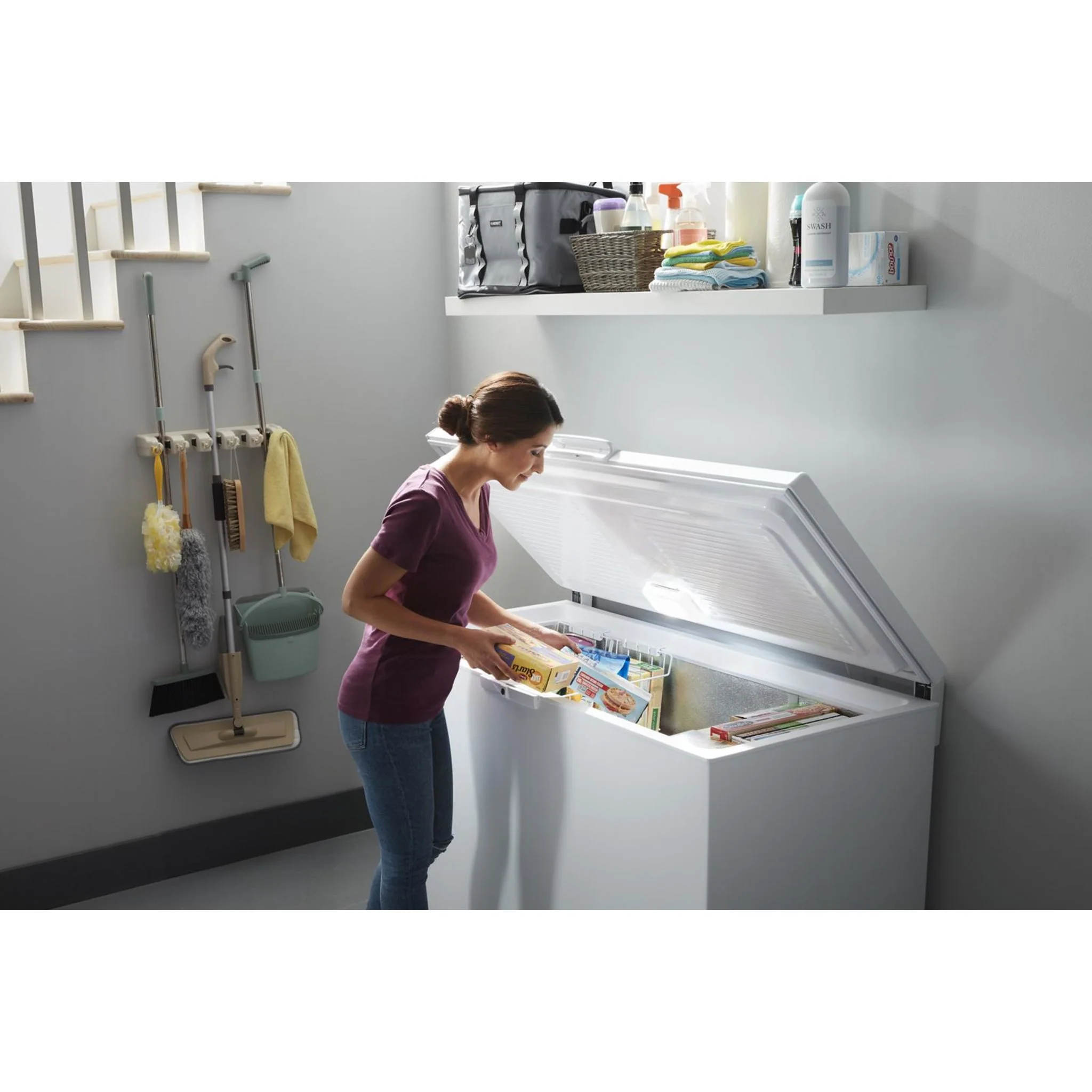 Whirlpool 16 Cu. Ft. Chest Freezer with Shelves -White (WZC5216LW) - Image 19