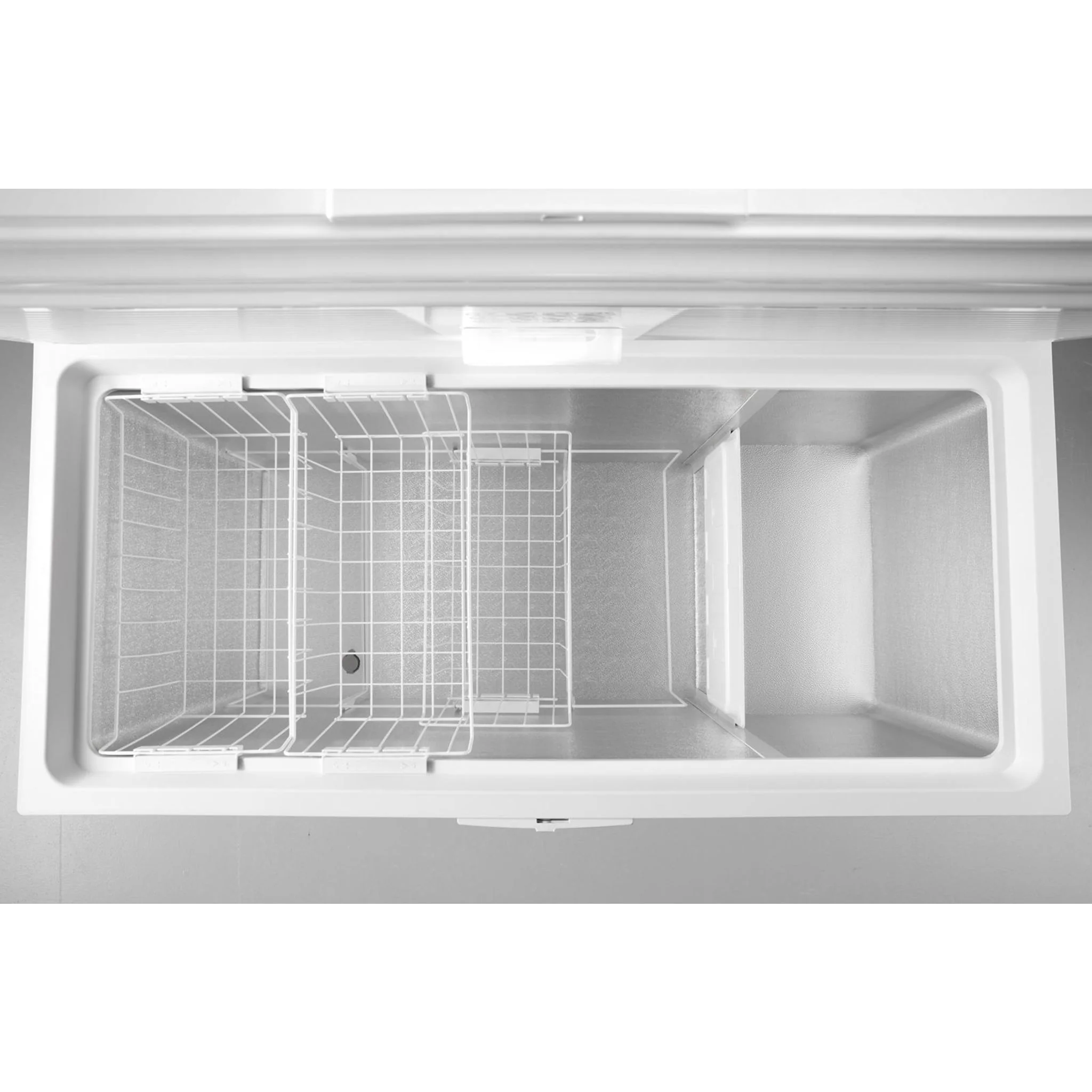 Whirlpool 16 Cu. Ft. Chest Freezer with Shelves -White (WZC5216LW) - Image 39