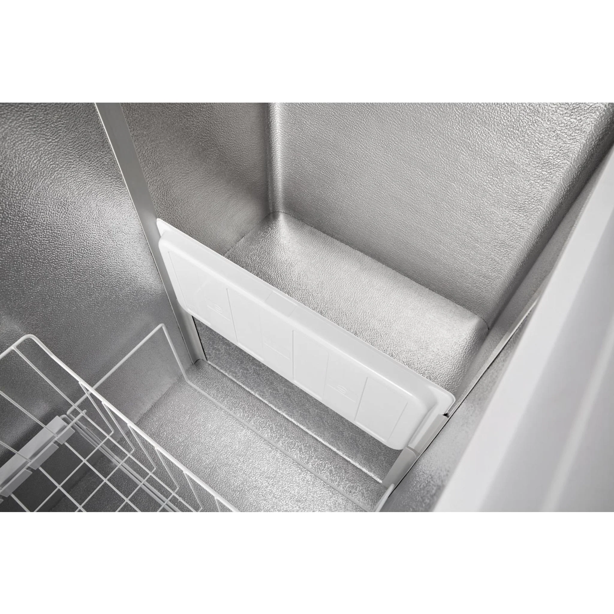 Whirlpool 16 Cu. Ft. Chest Freezer with Shelves -White (WZC5216LW) - Image 53