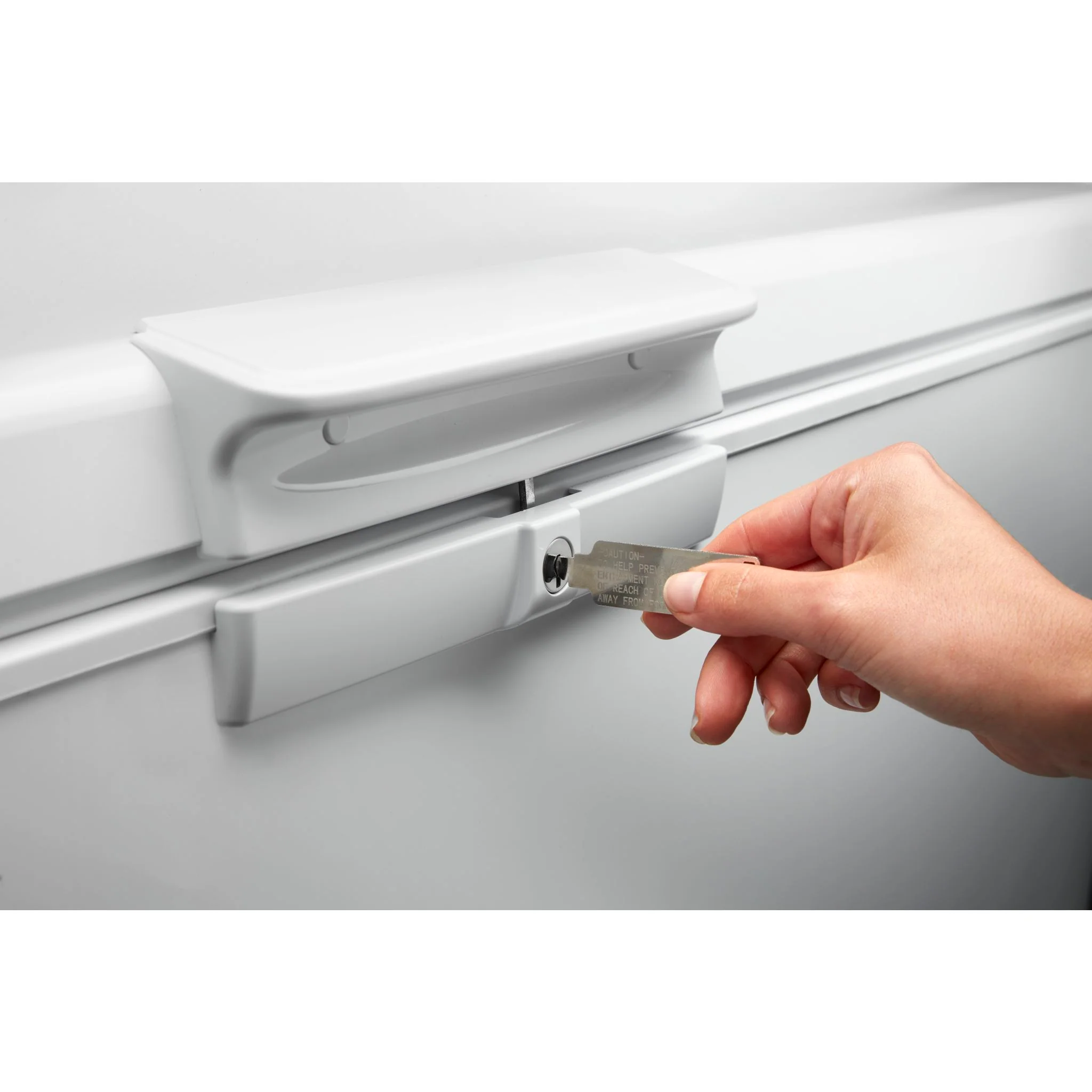 Whirlpool 16 Cu. Ft. Chest Freezer with Shelves -White (WZC5216LW) - Image 8
