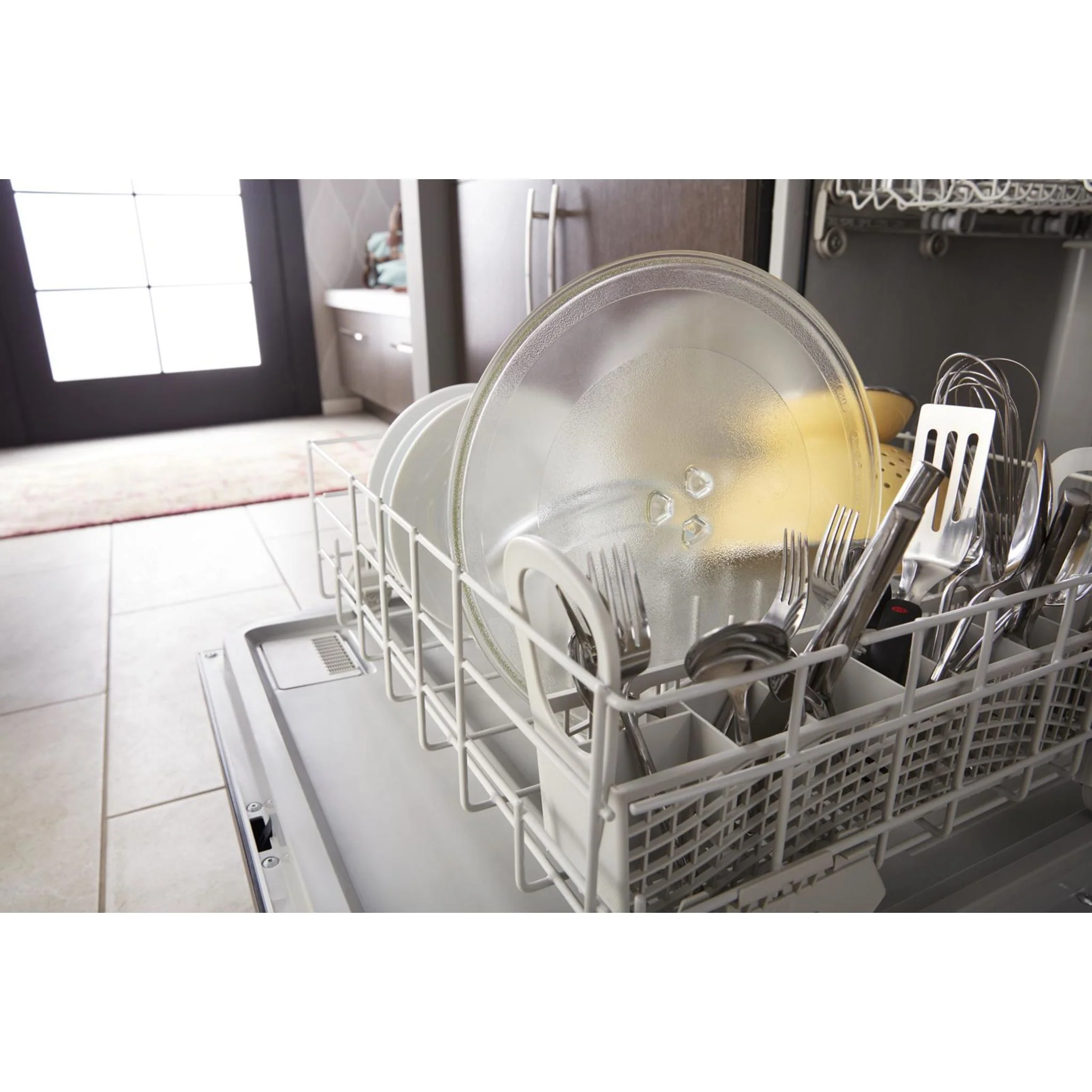 Whirlpool Heavy-Duty Dishwasher with 1-Hour Wash Cycle (WDF330PAHS) - Image 30