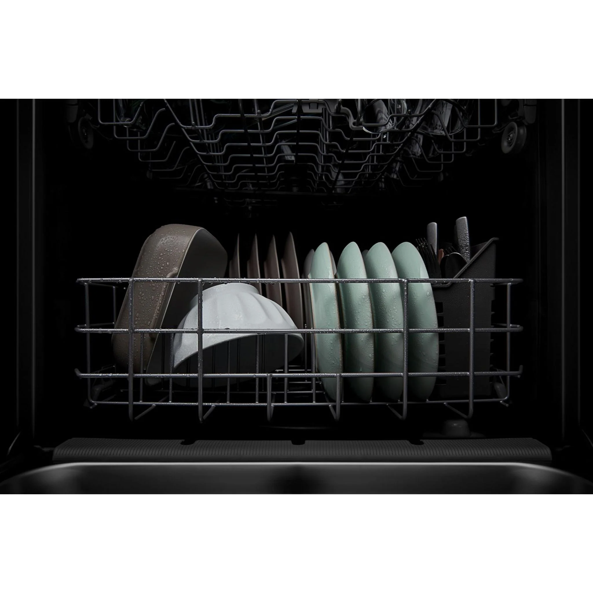 Whirlpool Quiet Dishwasher with Boost Cycle and Pocket Handle -Stainless Steel (WDP540HAMZ) - Image 7