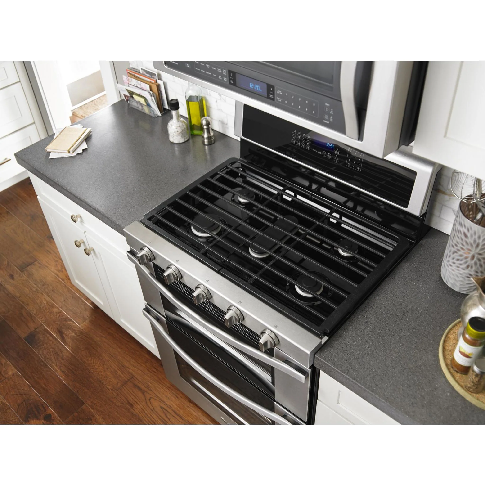 Whirlpool 6.0 Cu. Ft. Gas Double Oven Range with Center Oval Burner -Stainless Steel (WGG745S0FS) - Image 37