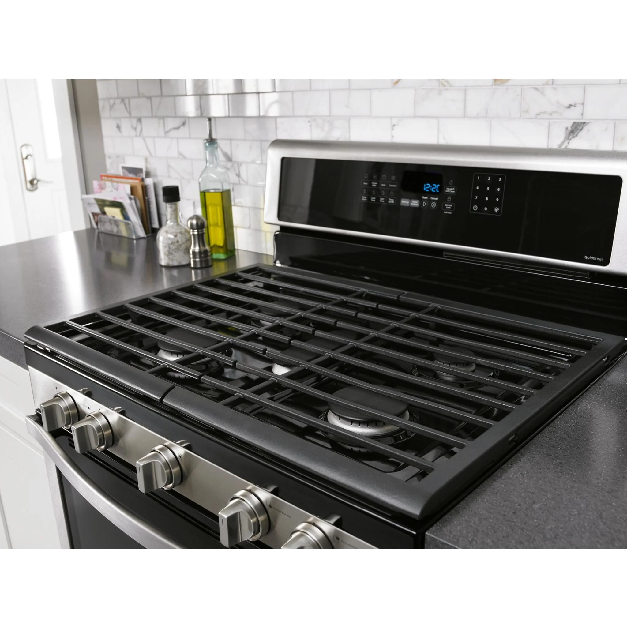 Whirlpool 6.0 Cu. Ft. Gas Double Oven Range with Center Oval Burner -Stainless Steel (WGG745S0FS) - Image 39