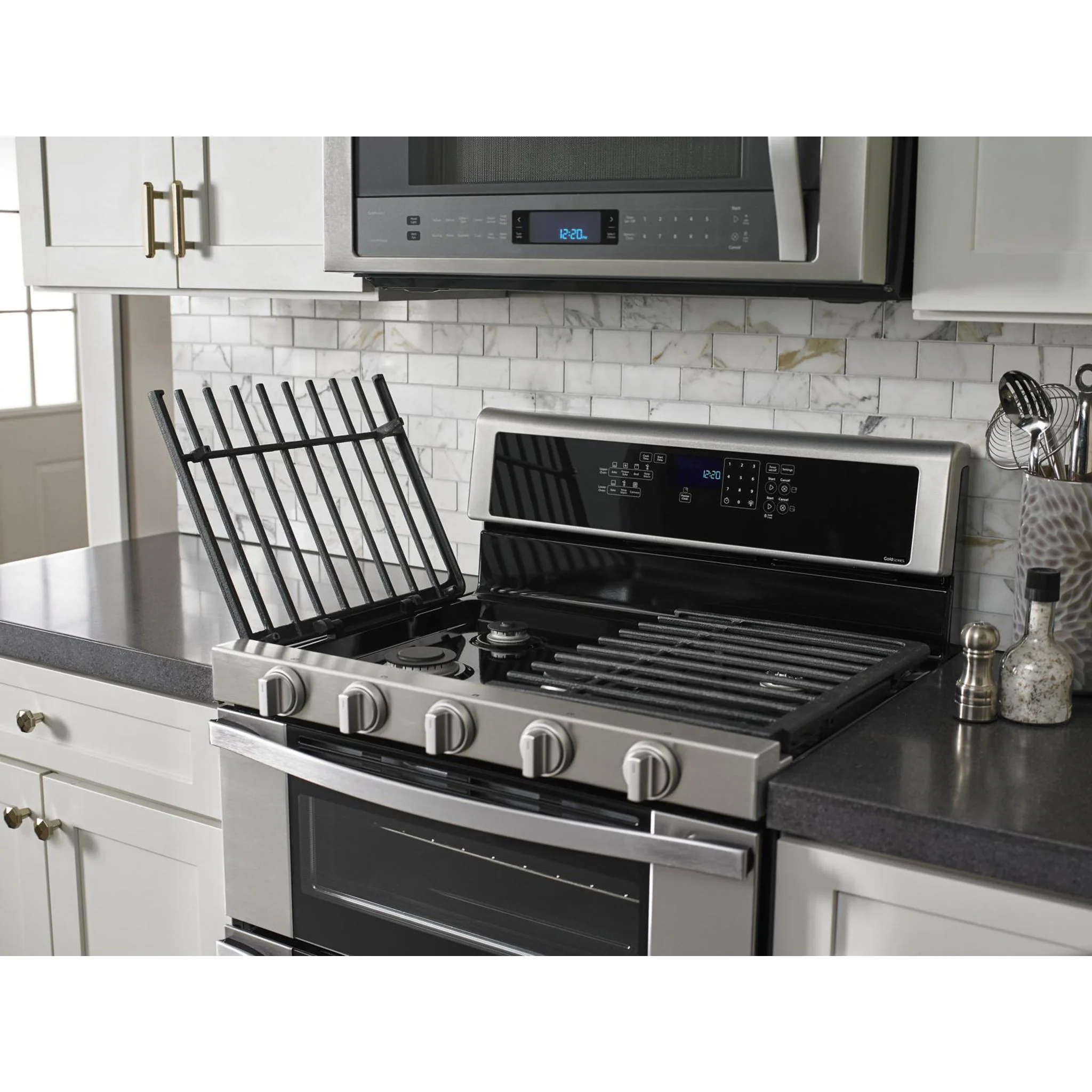 Whirlpool 6.0 Cu. Ft. Gas Double Oven Range with Center Oval Burner -Stainless Steel (WGG745S0FS) - Image 42