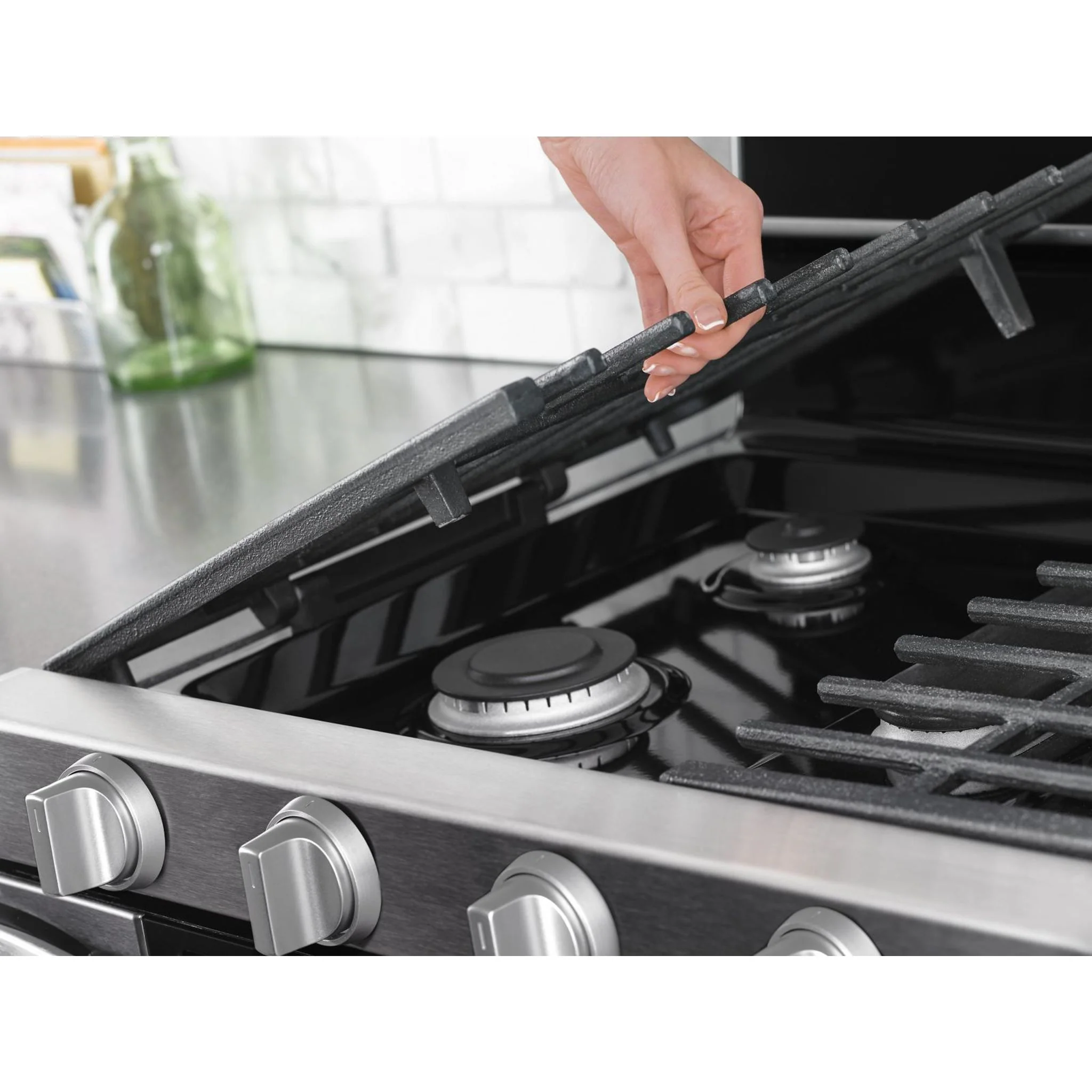 Whirlpool 6.0 Cu. Ft. Gas Double Oven Range with Center Oval Burner -Stainless Steel (WGG745S0FS) - Image 45