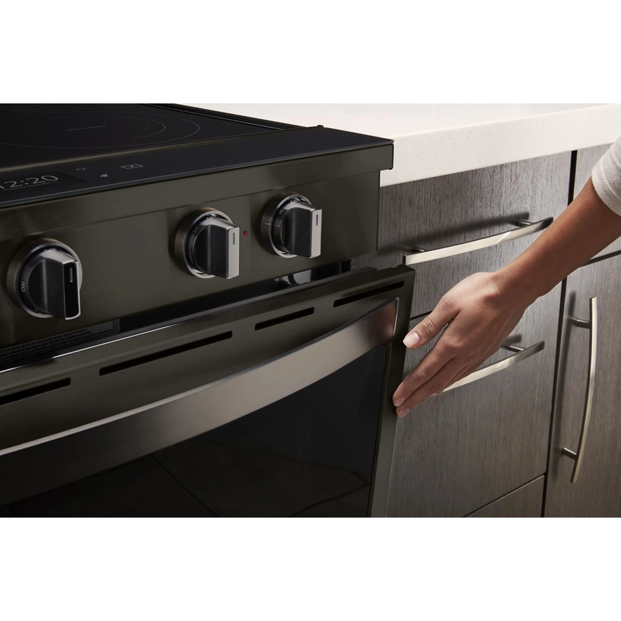 Whirlpool 6.4 cu.ft. Smart Slide-in Electric Range with Air Fry, when Connected - Black Stainless (YWEE750H0HV) - Image 13