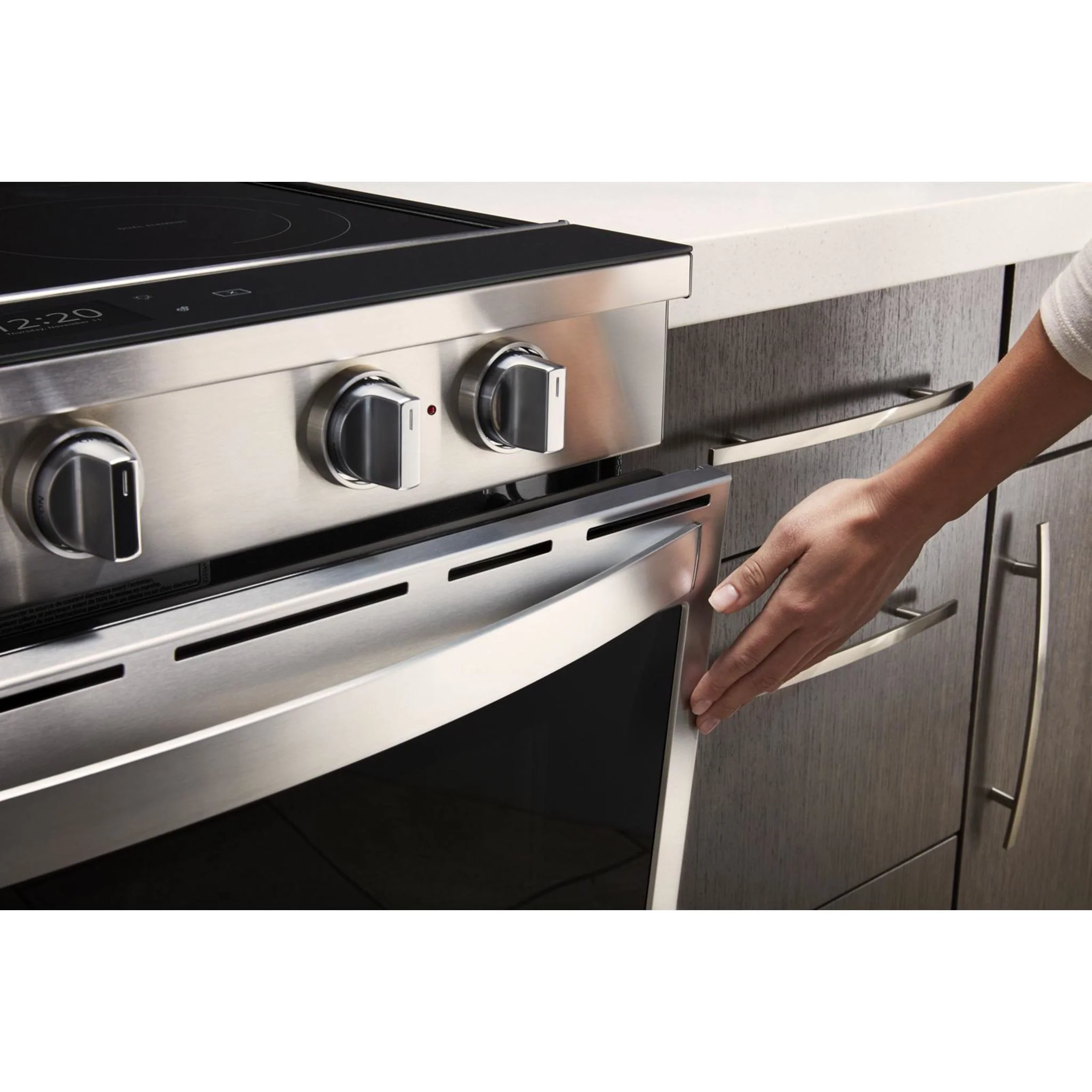 Whirlpool 6.4 cu.ft. Smart Slide-in Electric Range with Air Fry, when Connected - Stainless Steel (YWEE750H0HZ) - Image 36