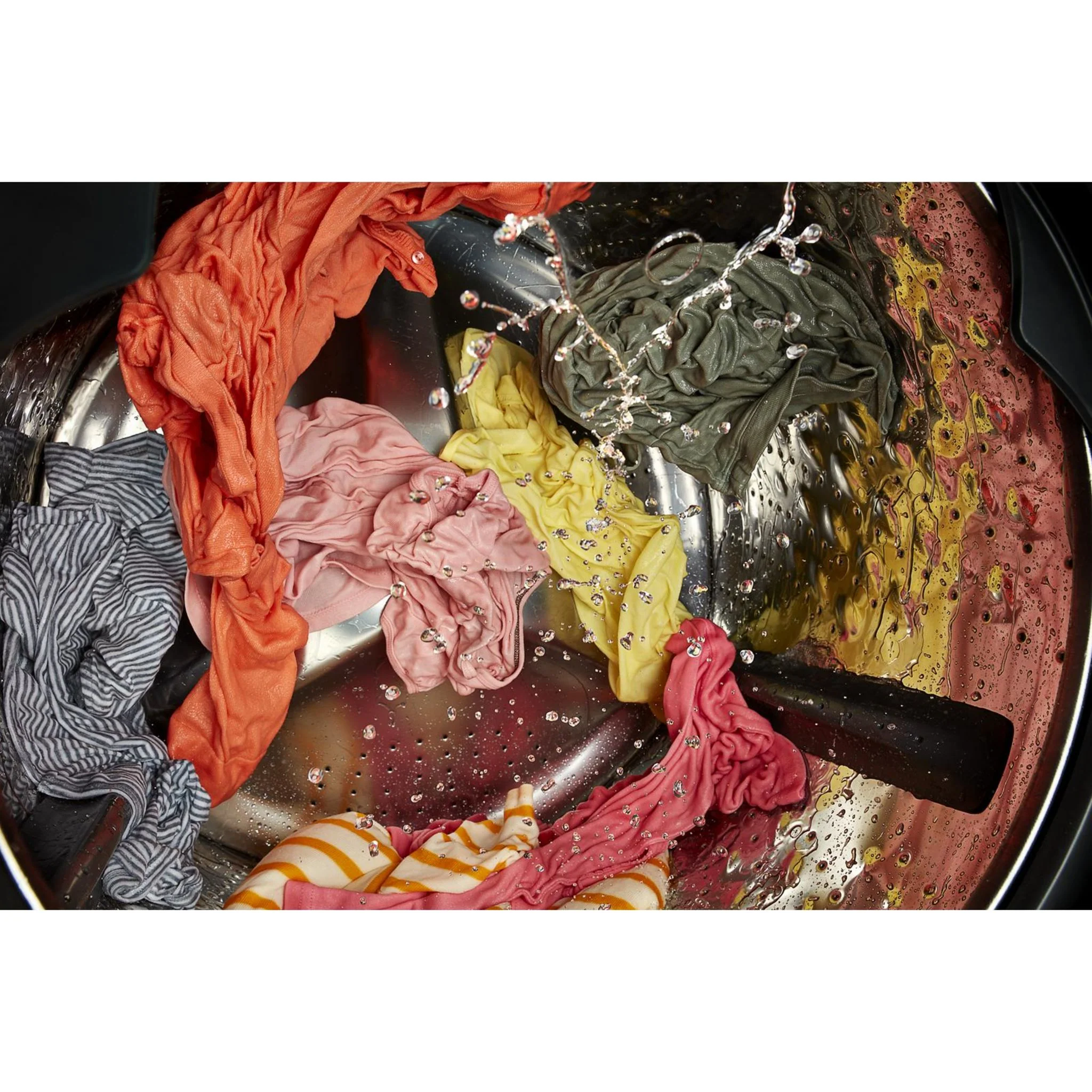 Whirlpool 5.8 cu. ft. I.E.C.Front Load Washer with Quick Wash Cycle (WFW6605MC) - Image 6