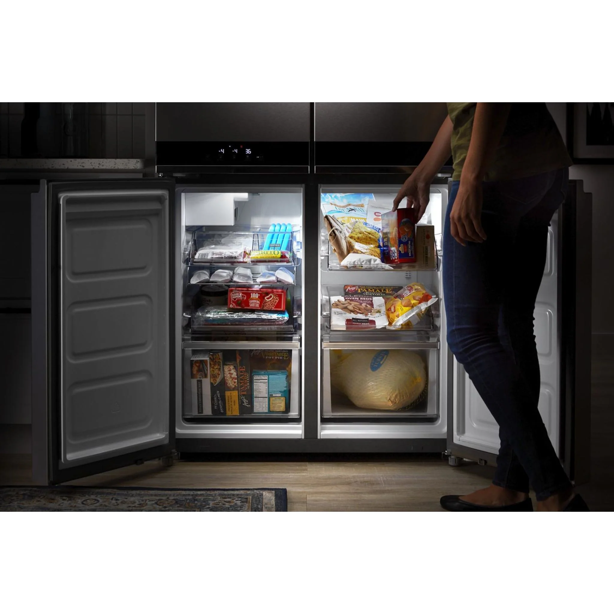 Whirlpool 5.8 cu. ft. Smart Front Control Gas Range with EZ-2-Lift Hinged Cast-Iron Grates (WEGA25H0HZ) - Image 10