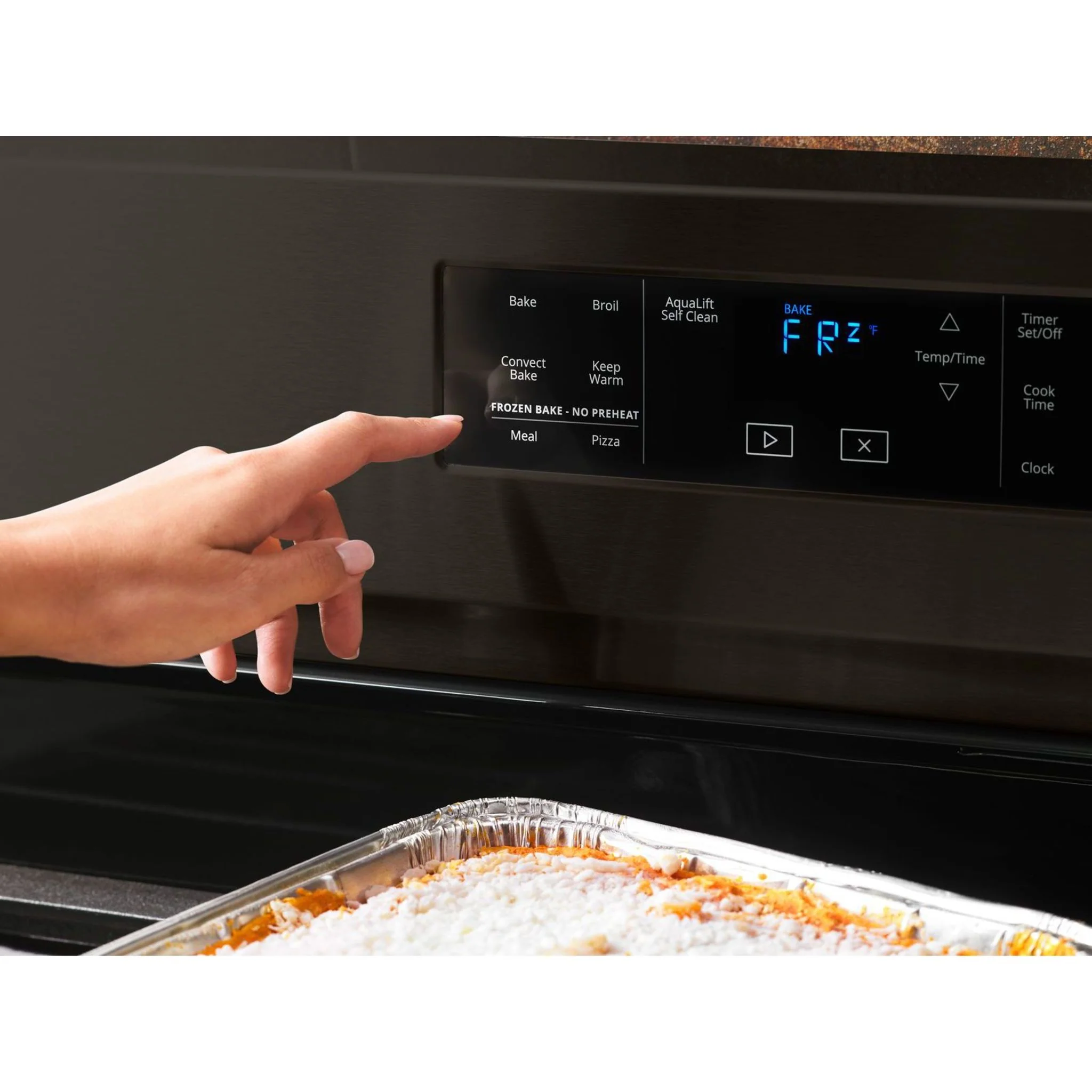 Whirlpool 5.8 cu. ft. Freestanding Gas Range with Frozen Bake Technology (WFG775H0HV) - Image 13
