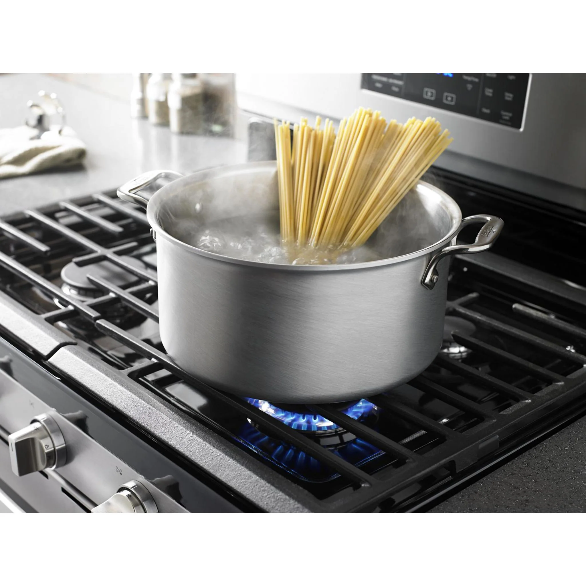 Whirlpool 5.8 cu. ft. Freestanding Gas Range with Frozen Bake Technology (WFG775H0HV) - Image 29