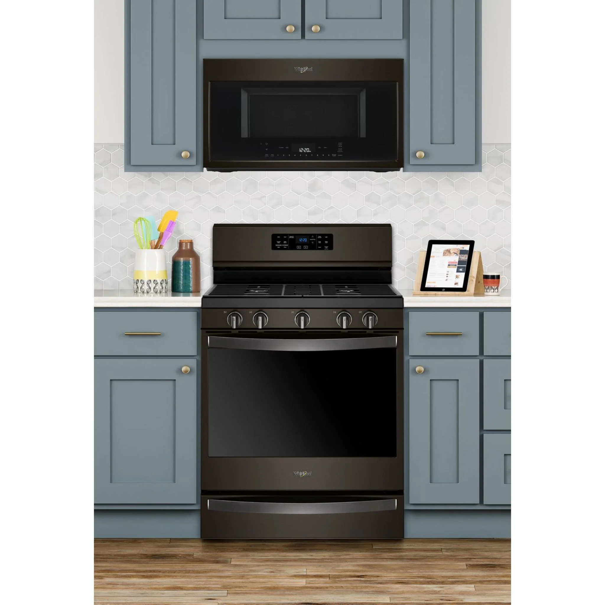 Whirlpool 5.8 cu. ft. Freestanding Gas Range with Frozen Bake Technology (WFG775H0HV) - Image 7
