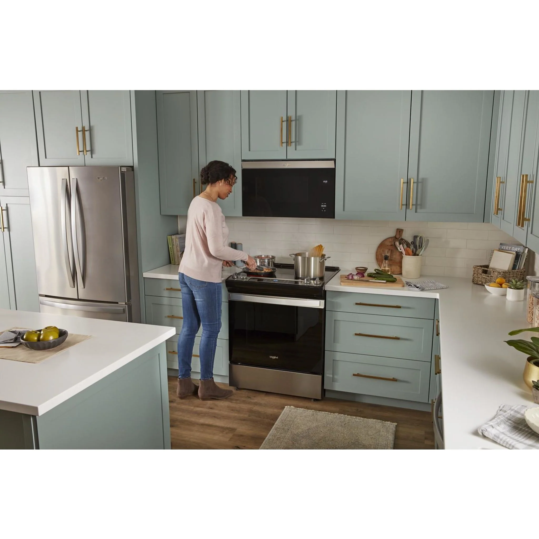 Whirlpool Flush Mount Over-the-Range Microwave with Turntable-Free Design -Black Stainless (YWMMF5930PV) - Image 12