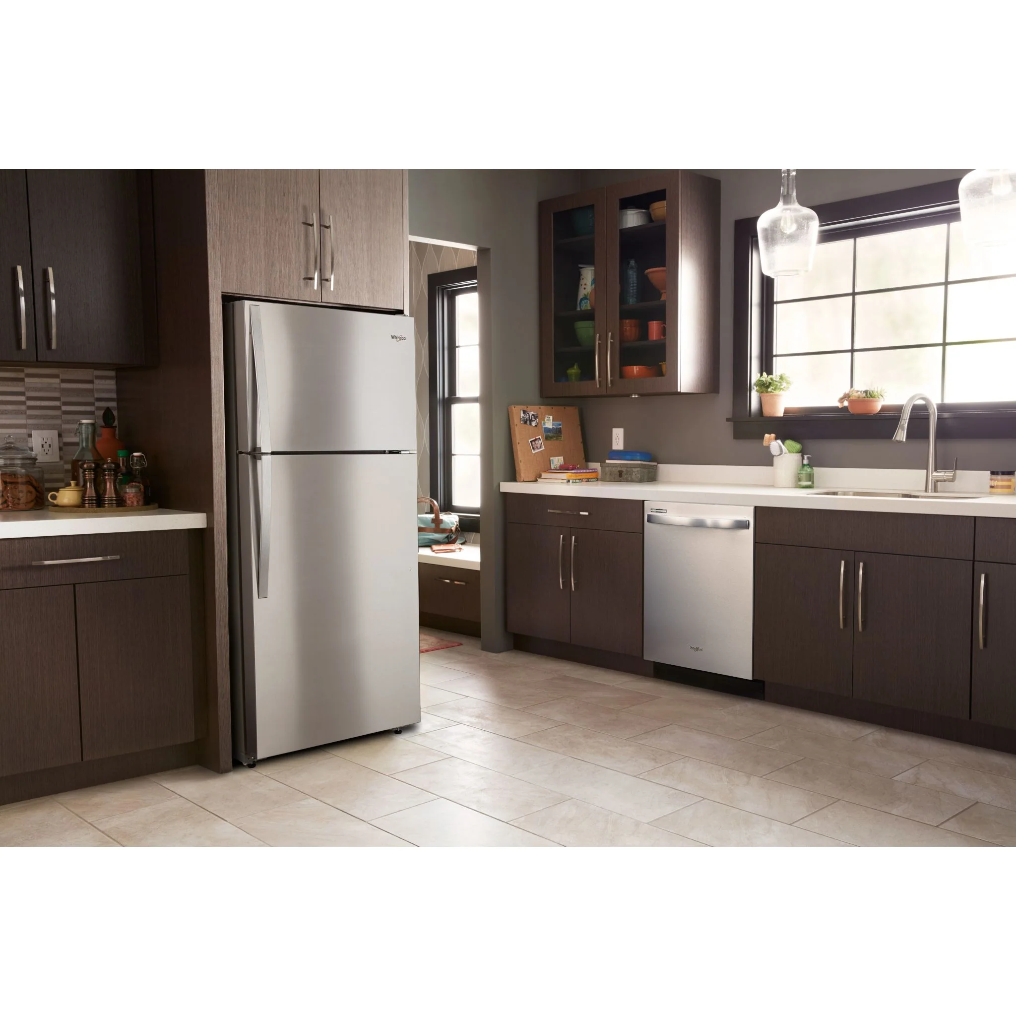 Whirlpool 28-inch Wide Top Freezer Refrigerator - 14 cu. ft. -Monochromatic Stainless Steel (WRT134TFDM) - Image 7