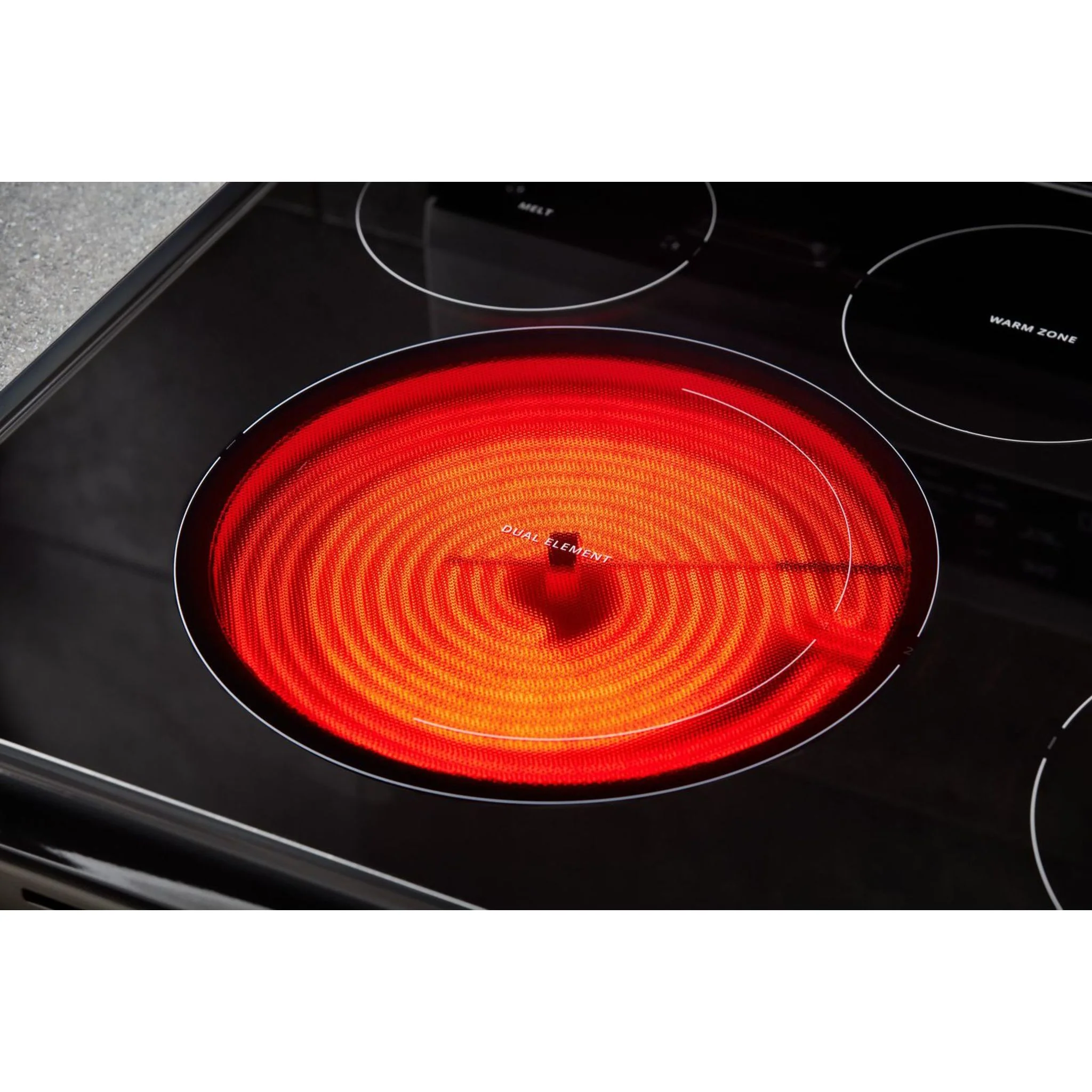 Whirlpool 6.4 cu. ft. Smart Freestanding Electric Range with Frozen Bake Technology (YWFE975H0HV) - Image 16