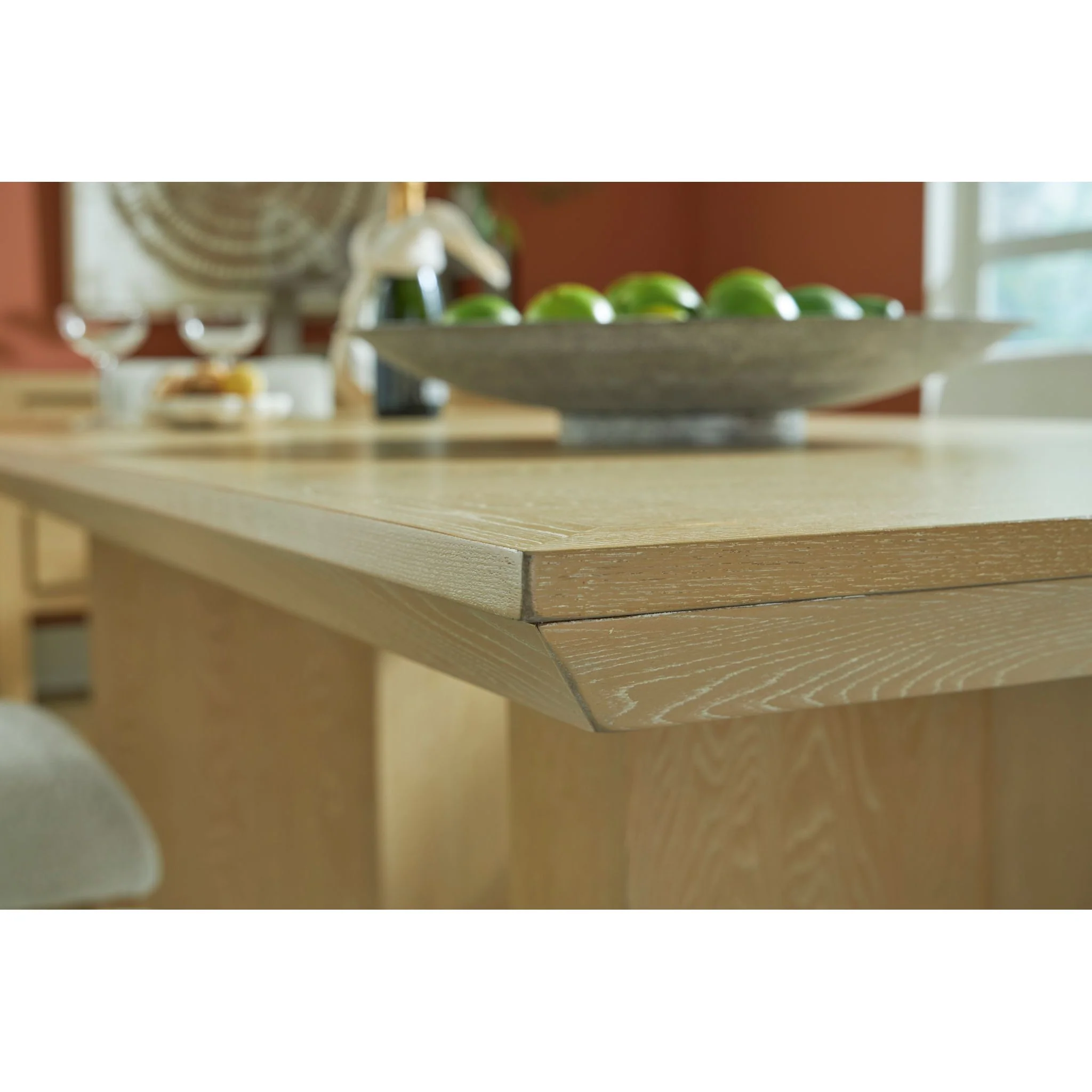Whittgate-Exclusive Dining Set - Image 24