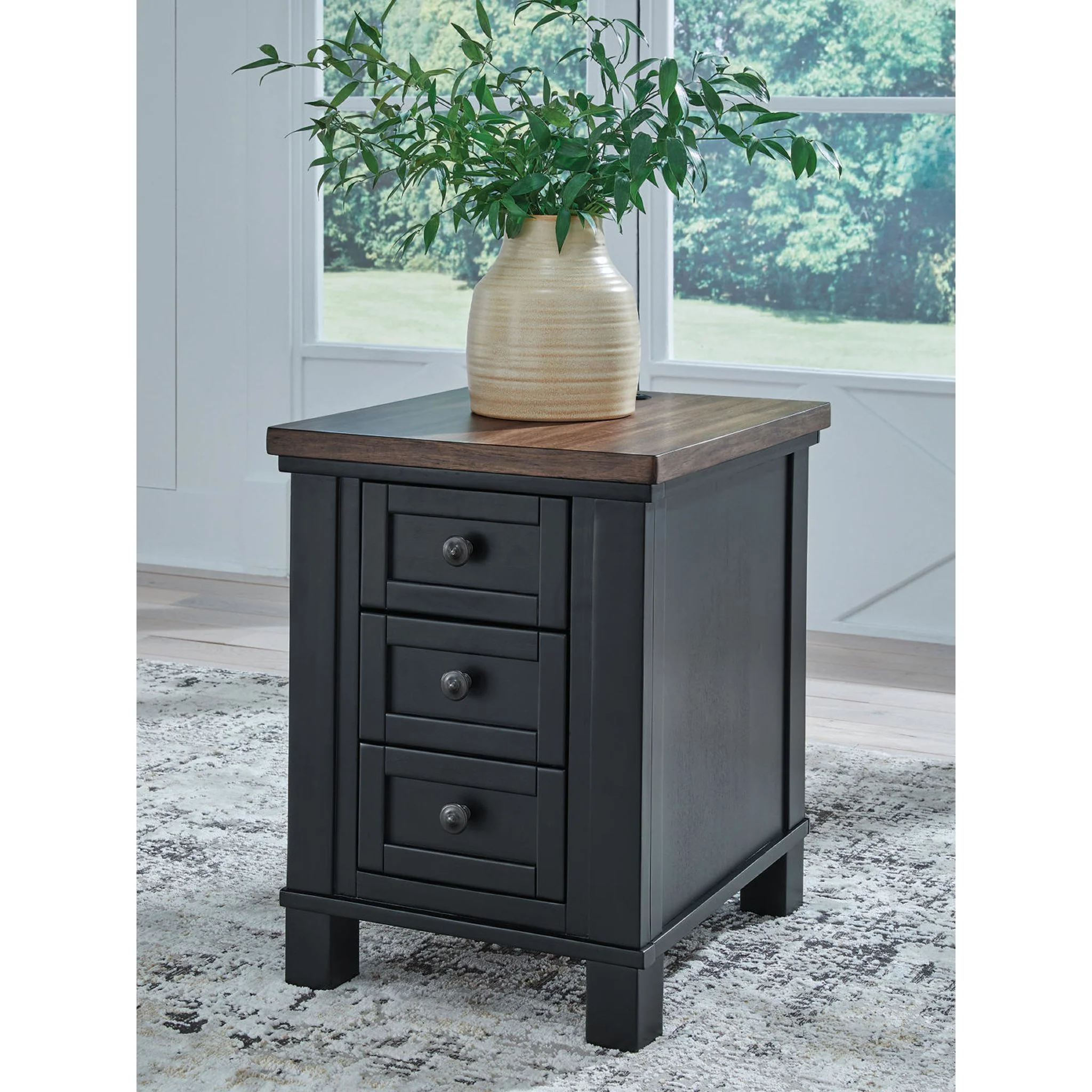 Wildenauer Chairside End Table - Image 6
