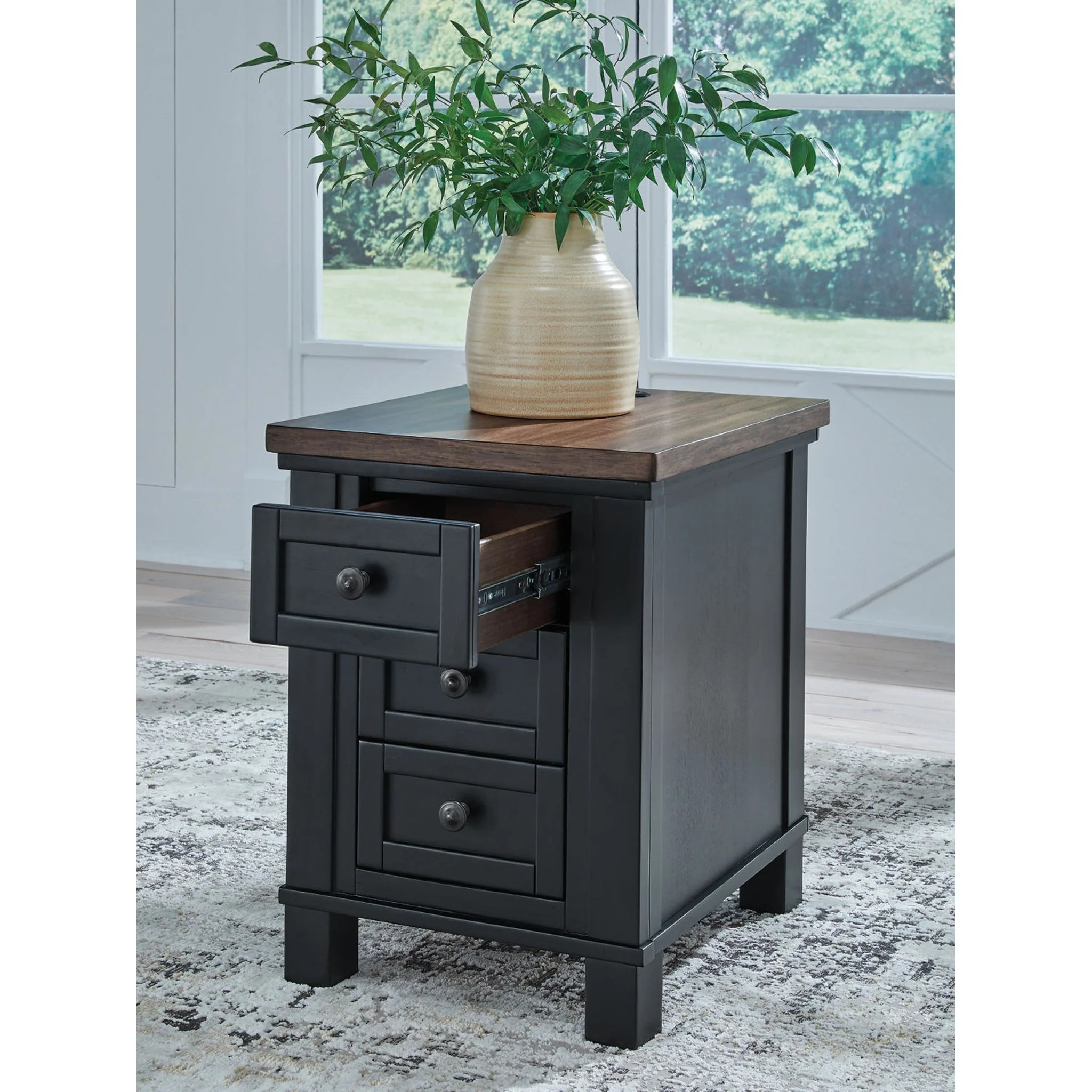 Wildenauer Chairside End Table - Image 8