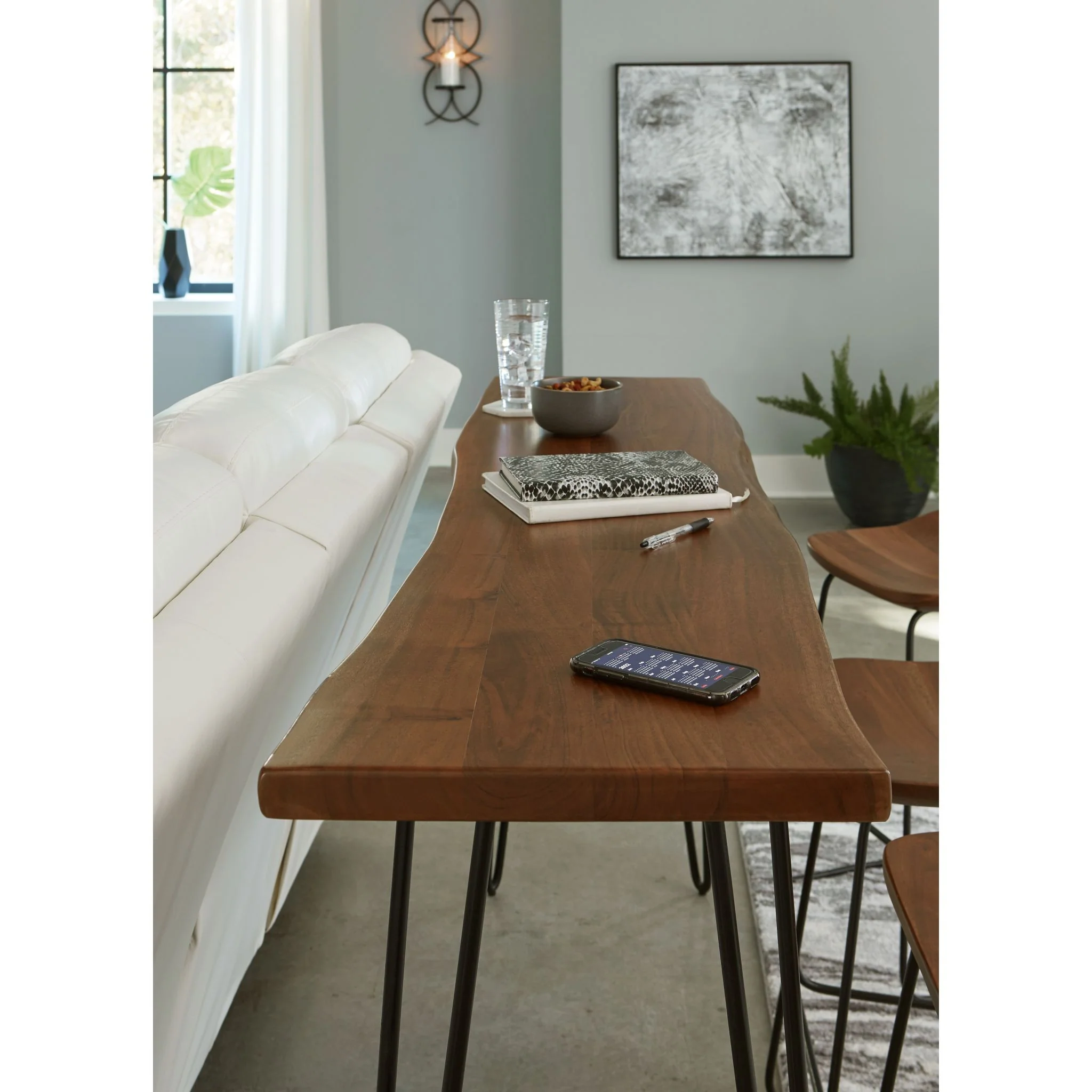 Wilinruck Counter Height Table - Image 7