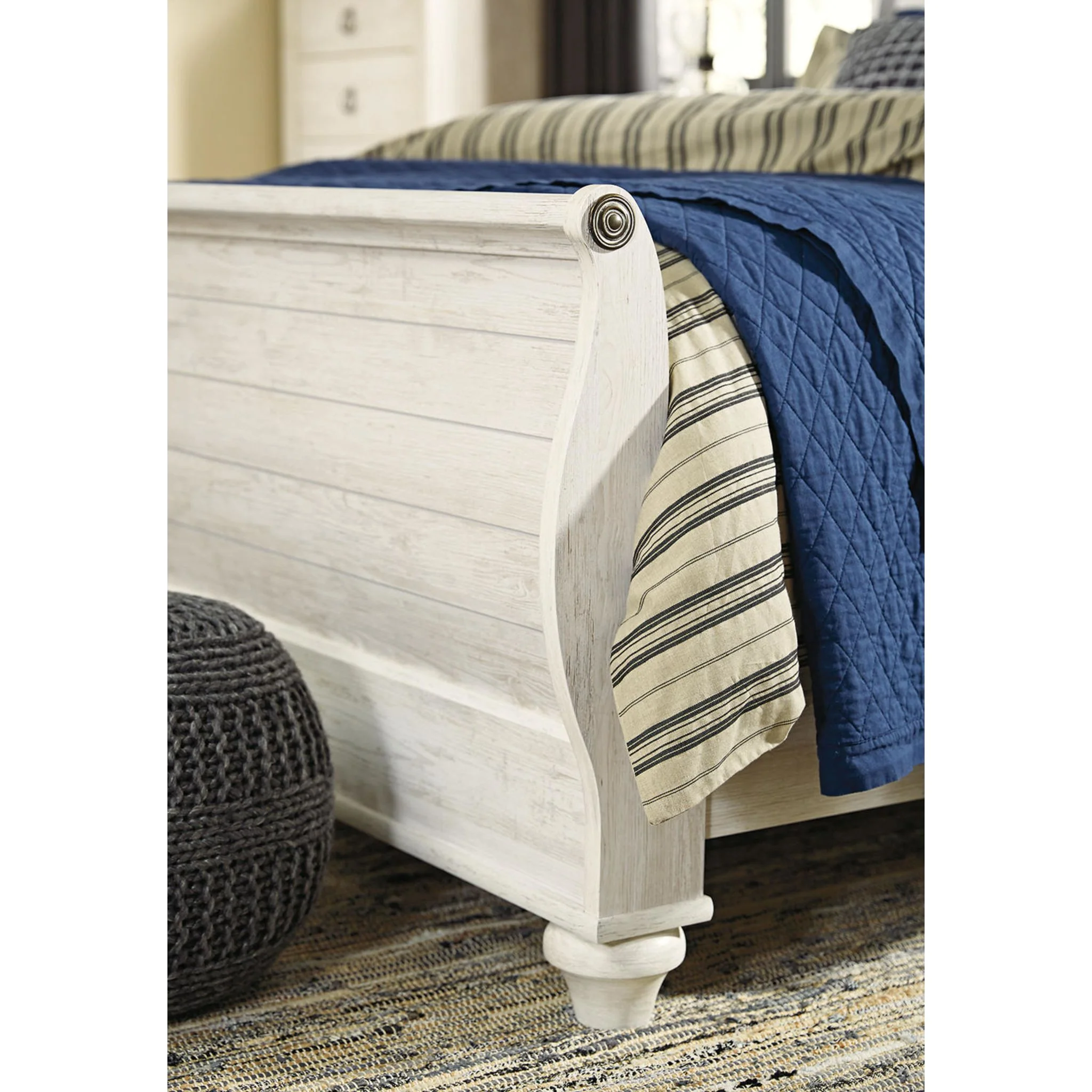 Willowton 5 Piece Sleigh Bedroom - Image 37