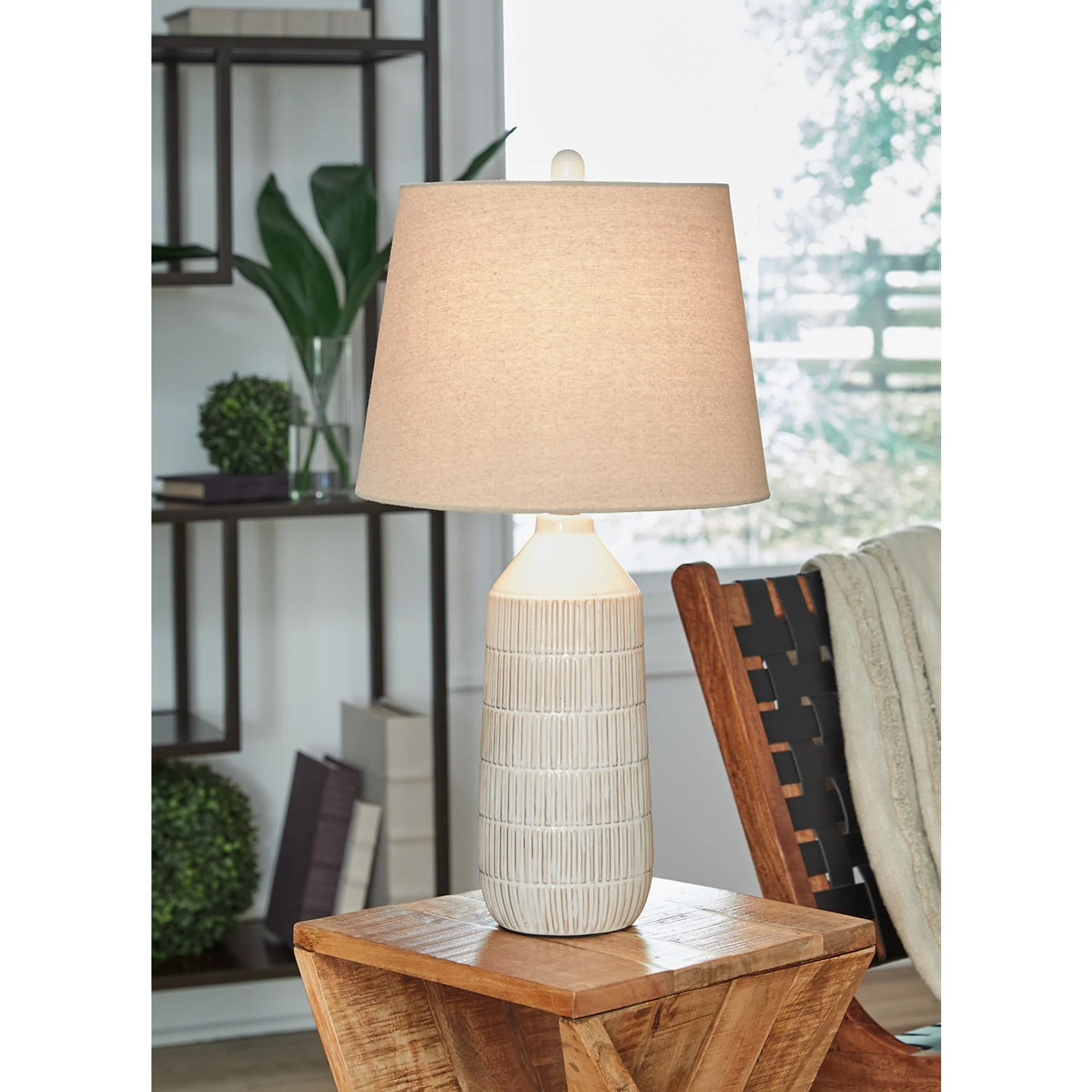 Willport Table Lamp (Pair) - Image 4