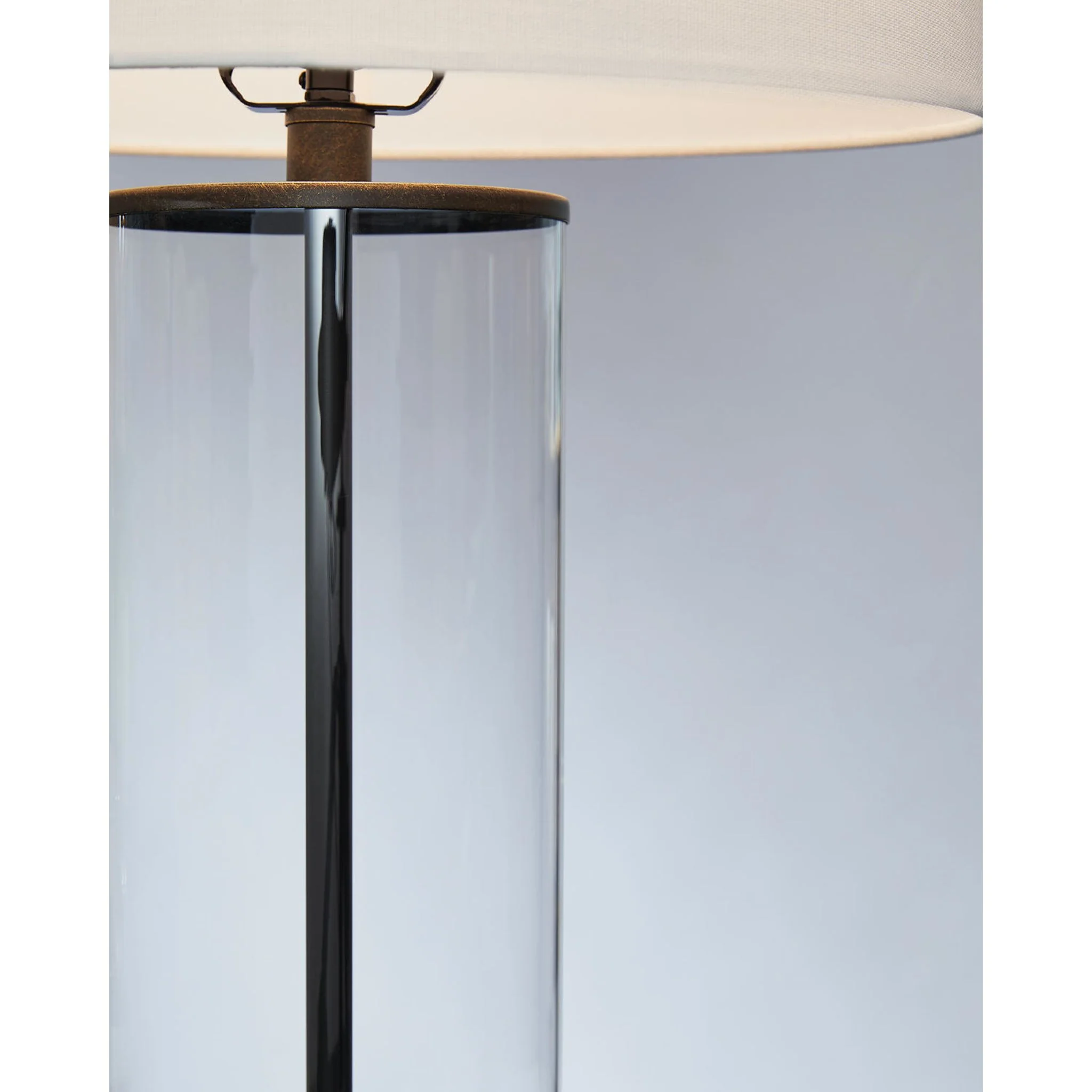 Wilmburgh Table Lamp (Pair) - Image 2