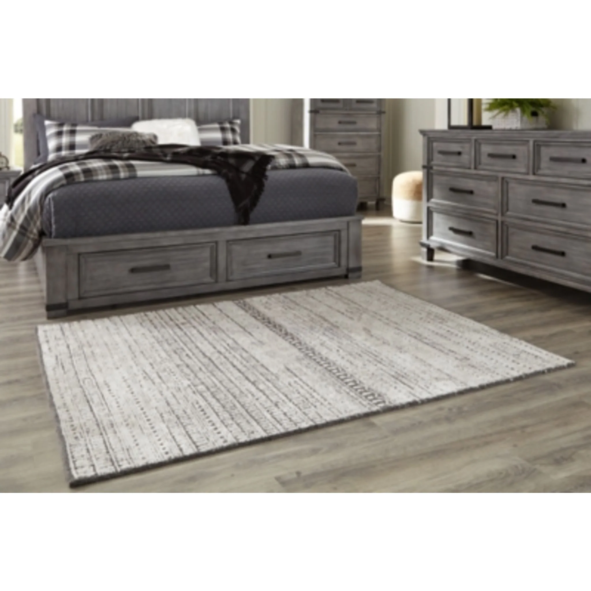 Wimgrove Area Rug - Image 4