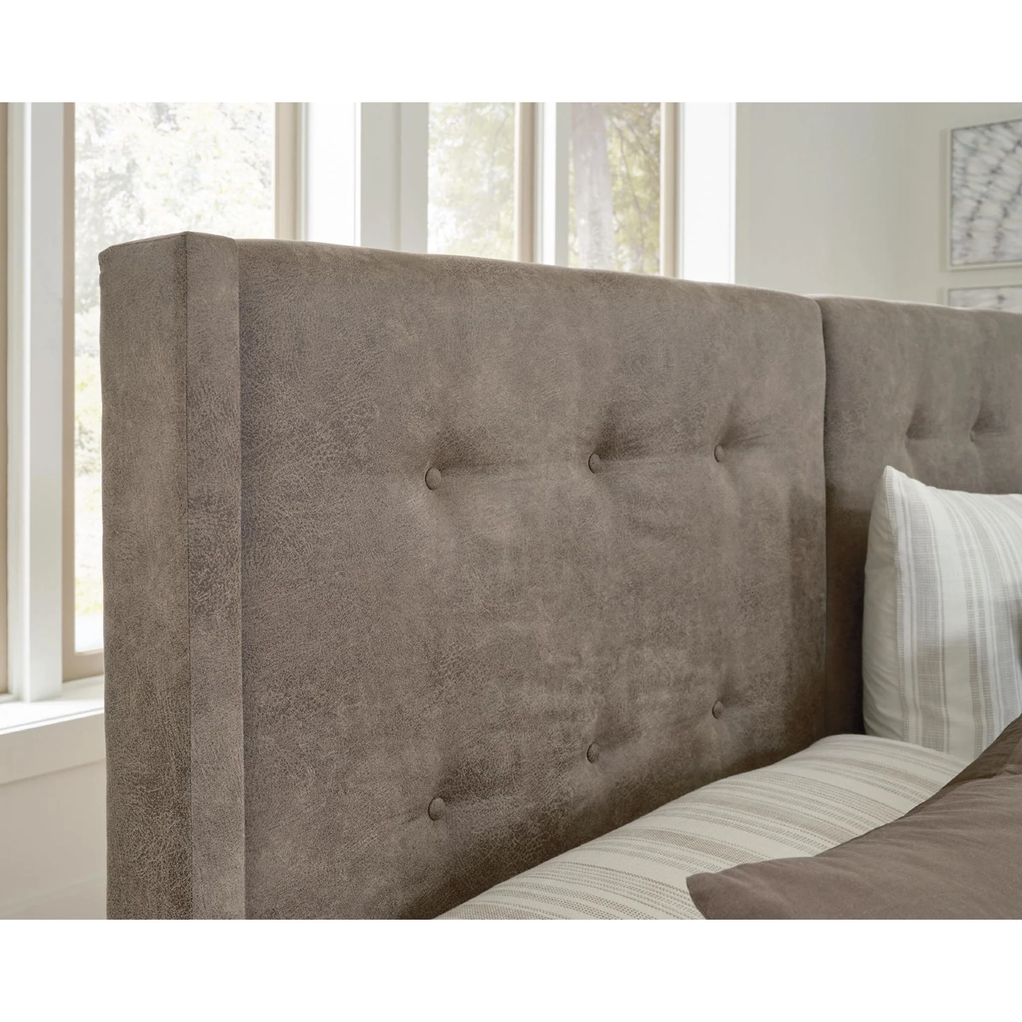 Wittland Upholstered Bed - Image 33