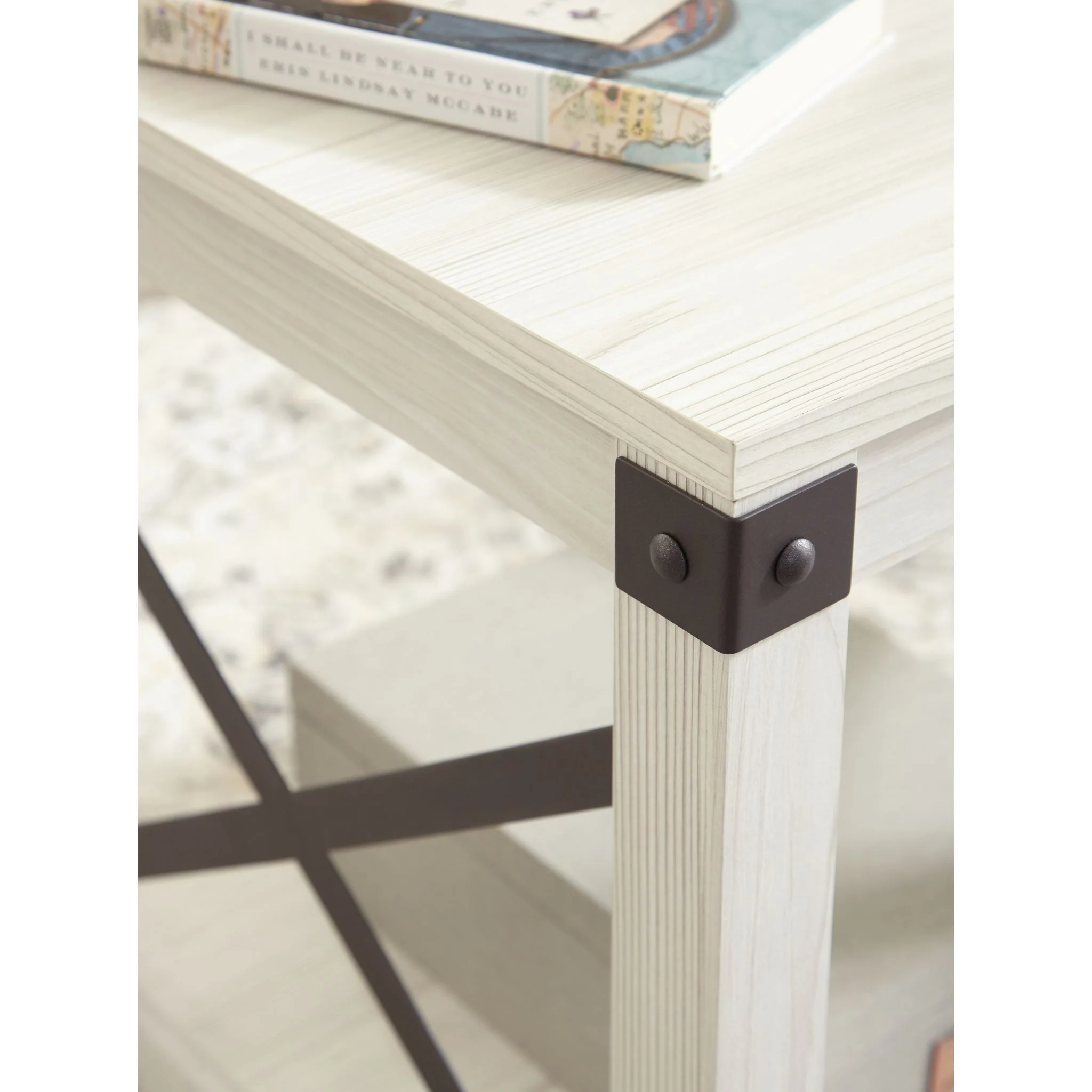 Bayflynn Square End Table - Image 6