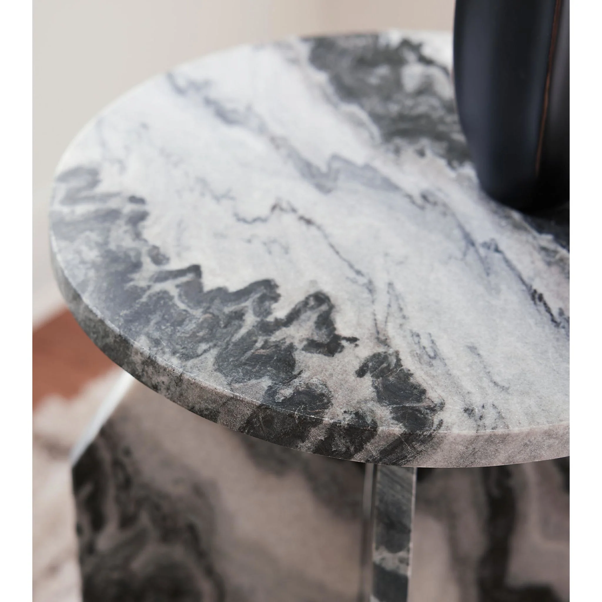 Wrenlane Accent Table - Image 6