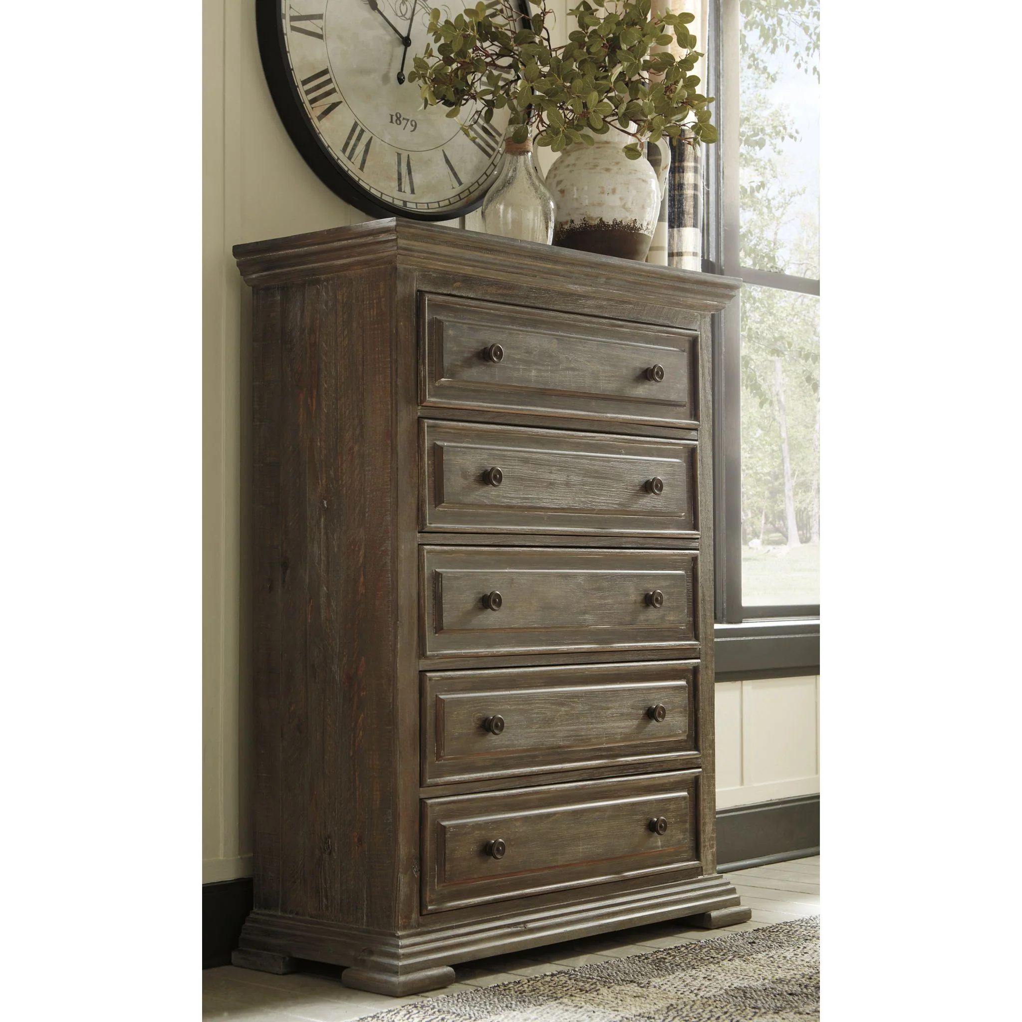 Wyndahl Chest - Image 2