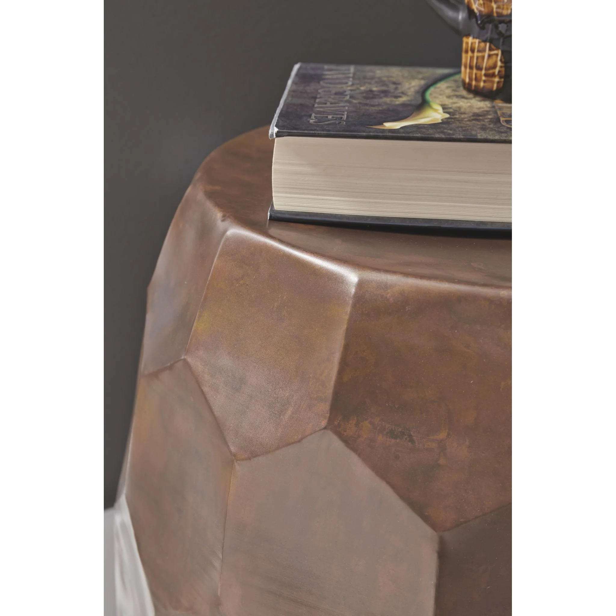 Wynlow Stool - Image 3