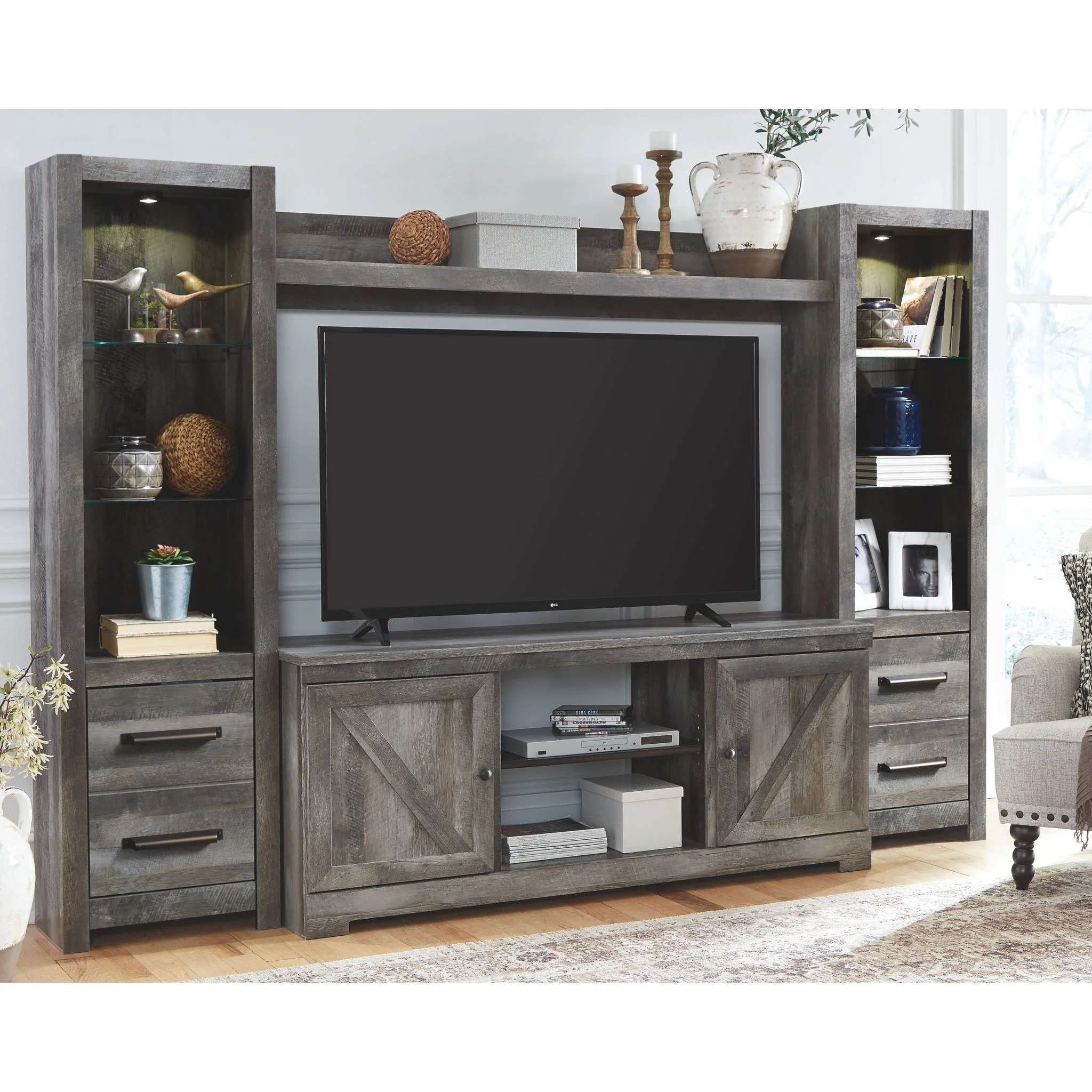 Wynnlow 4 Piece Entertainment Unit - Image 2