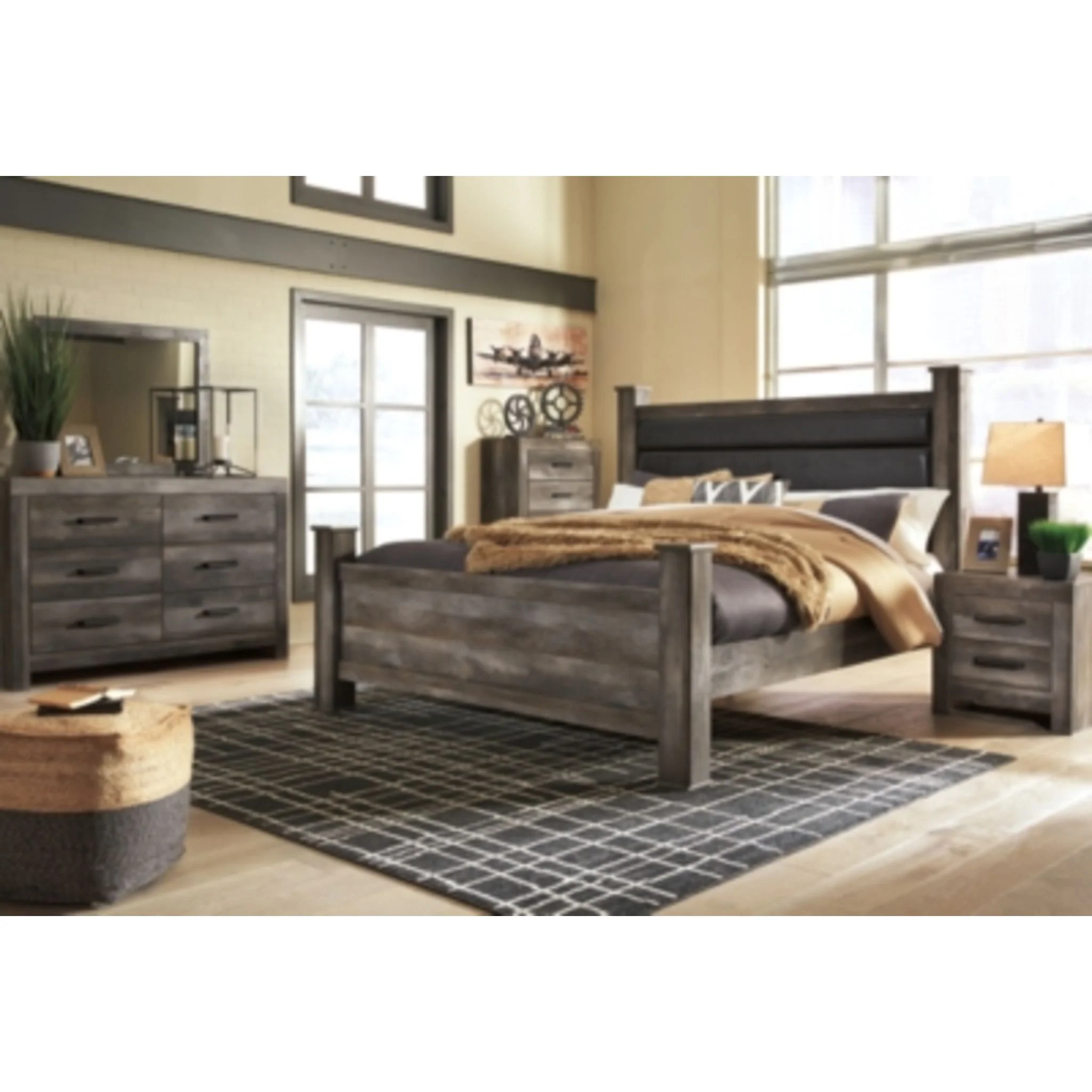 Wynnlow 5 Piece King Poster Bedroom - Image 8