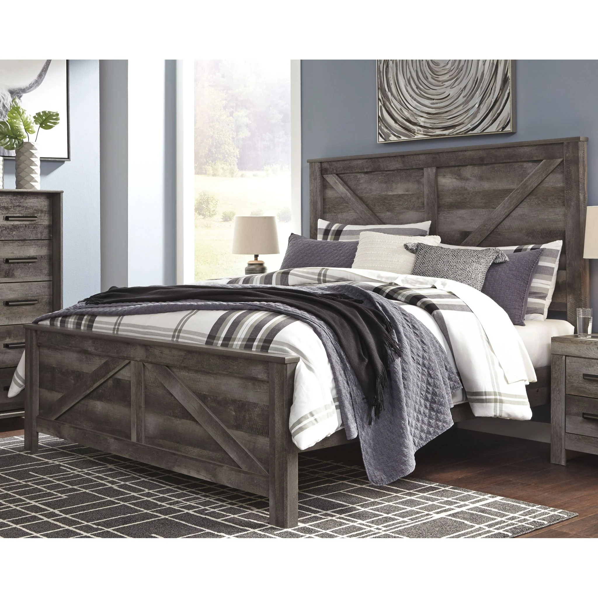 Wynnlow Crossbuck Panel Bed - Image 19