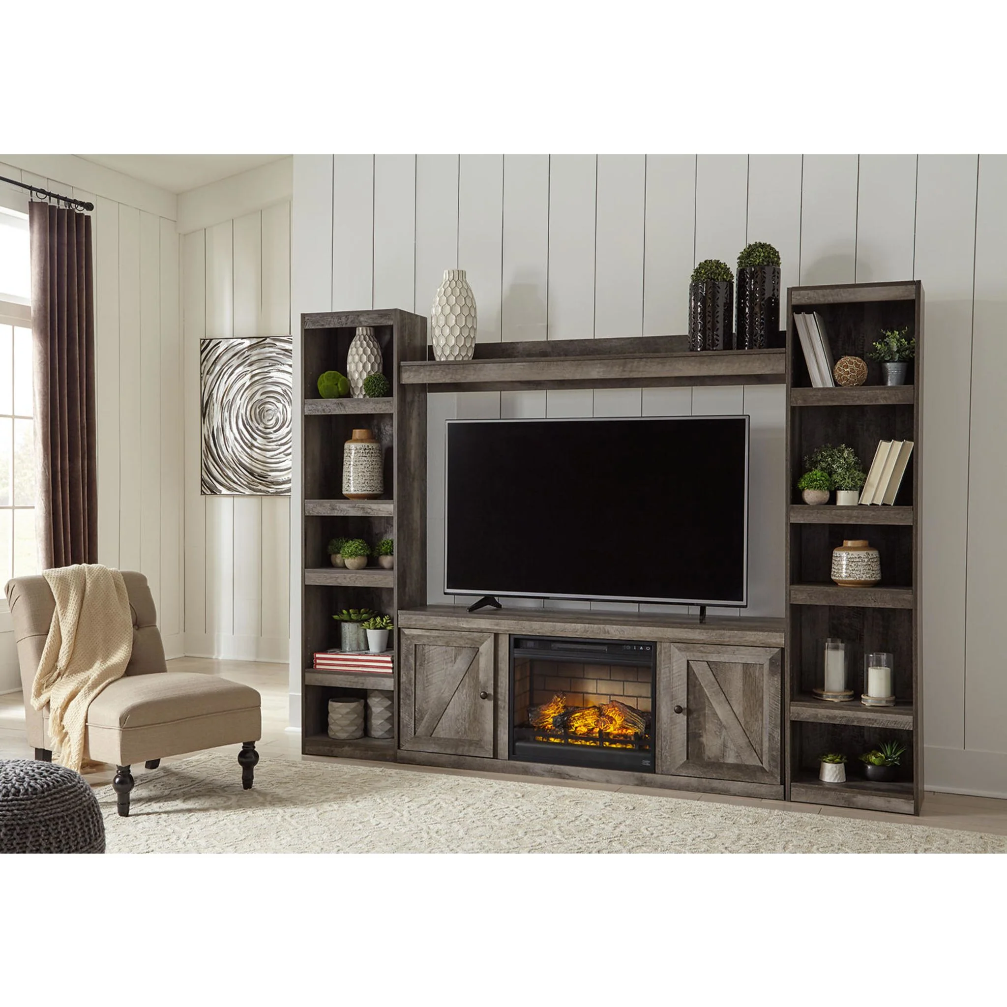 Wynnlow Entertainment Unit with Fireplace - Image 2