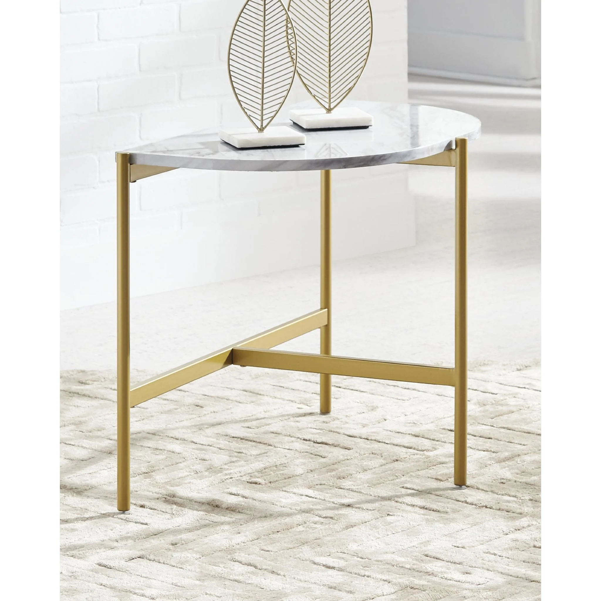 Wynora Chairside End Table - Image 7