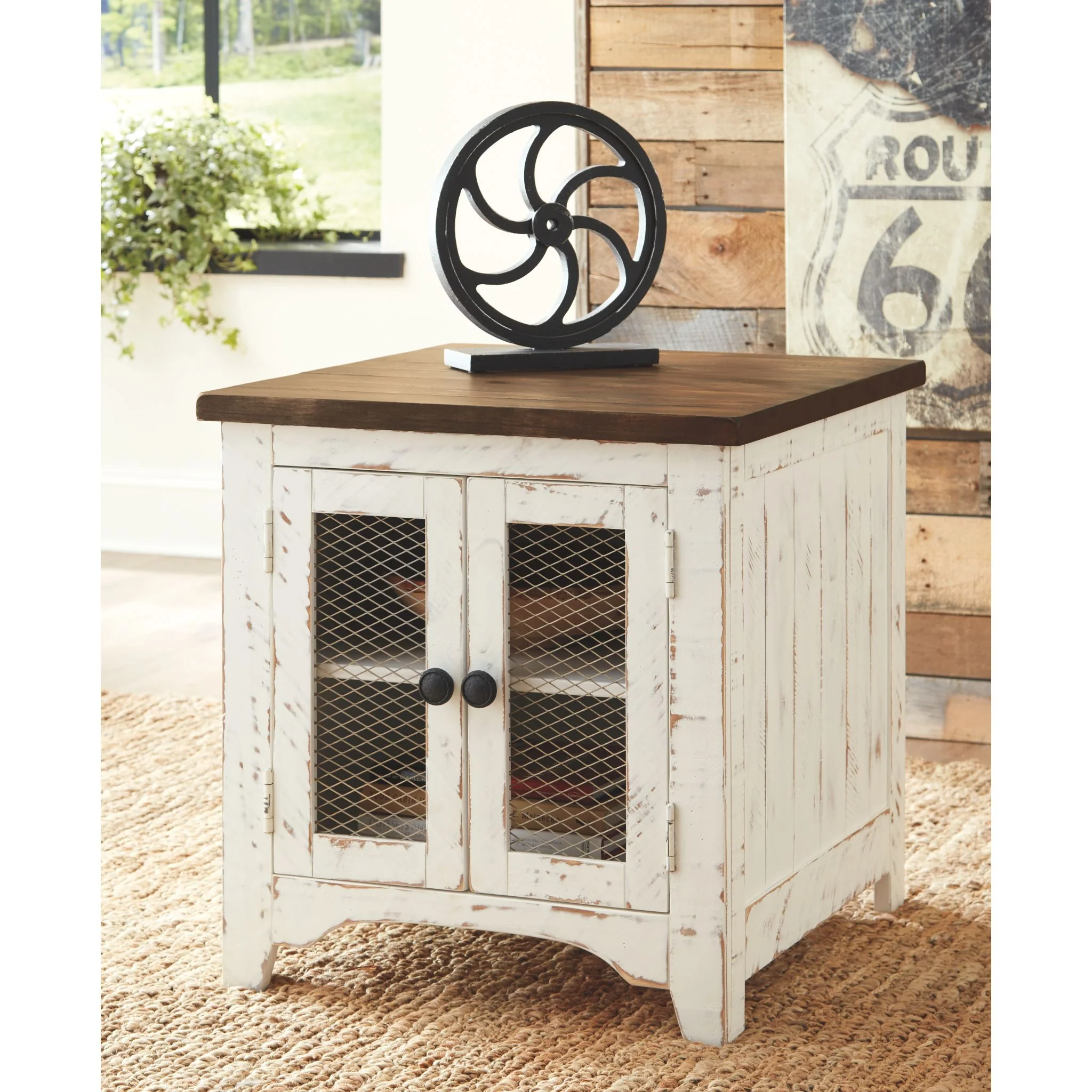 Wystfield Rectangle End Table - Image 4
