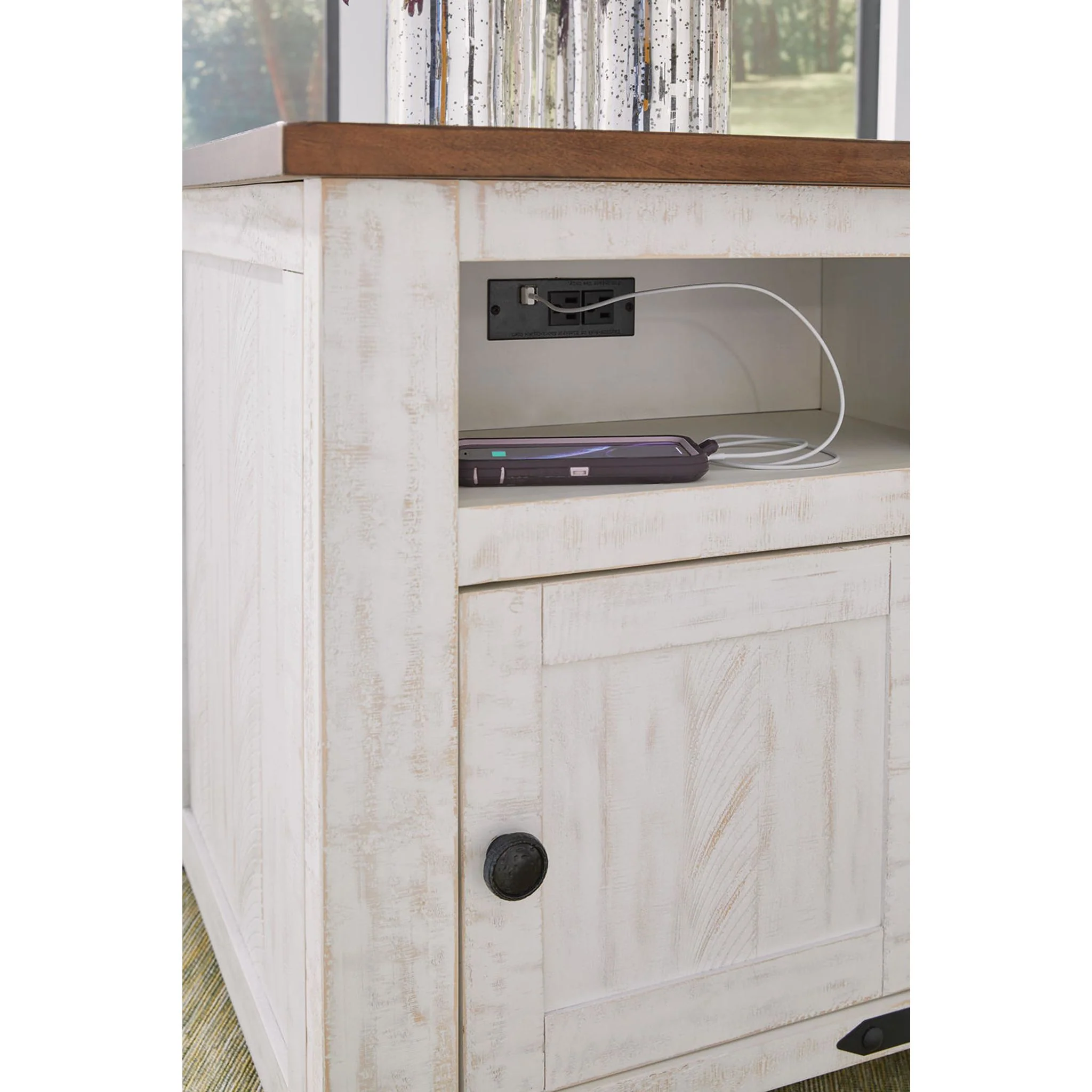 Wystfield Rectangle End Table - Image 7
