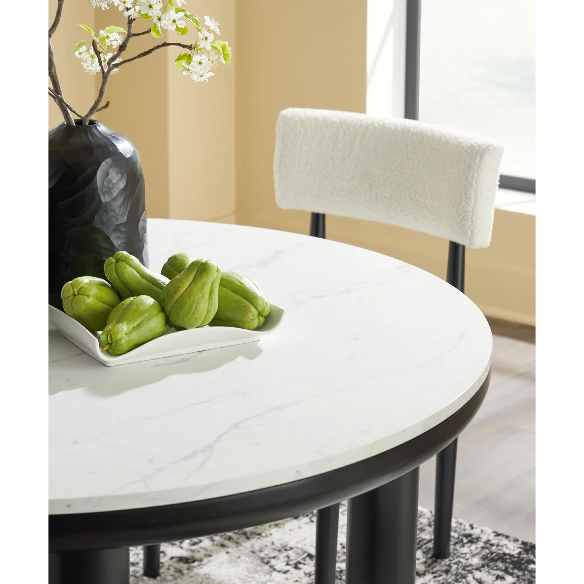 Xandrum Dining Set - Image 8