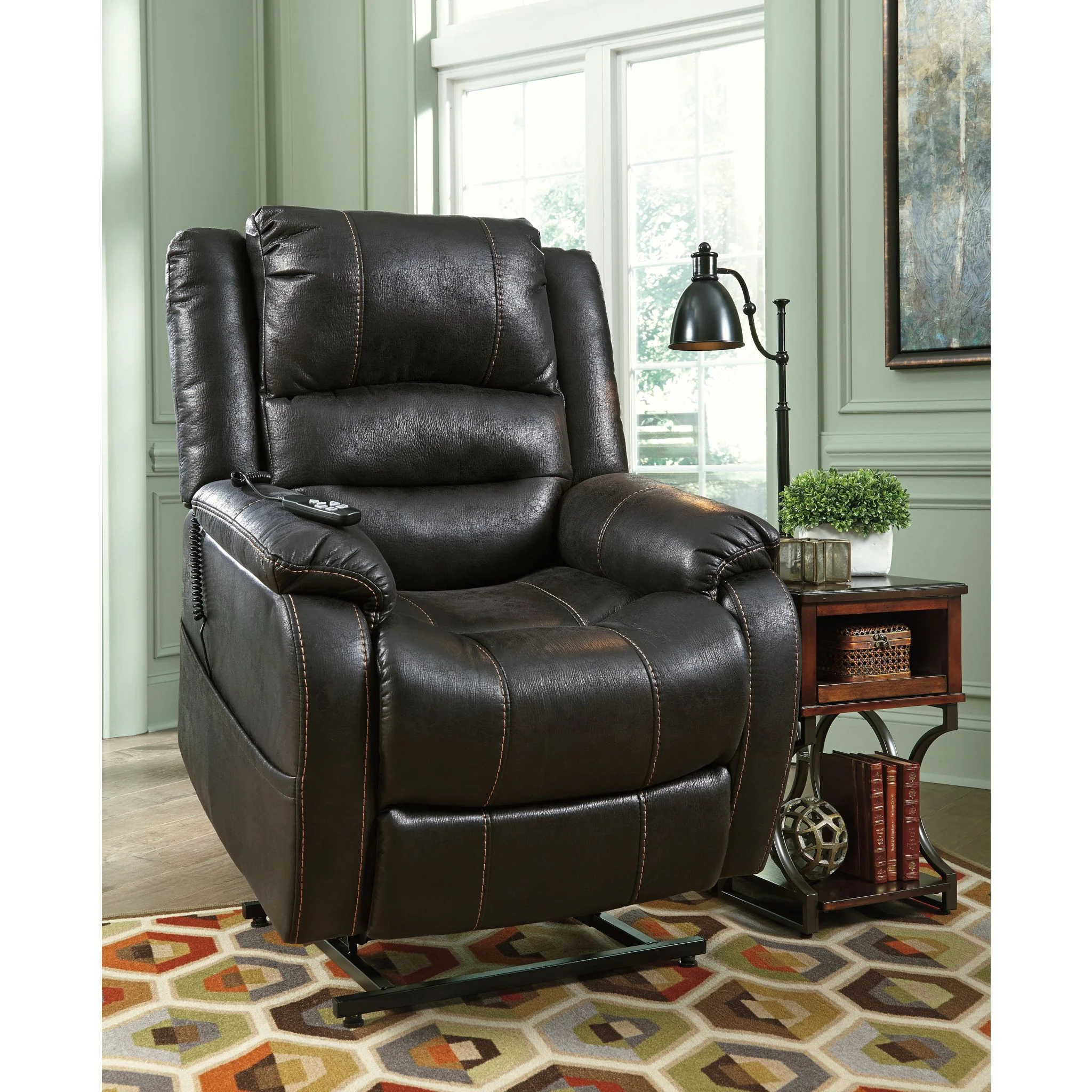 Yandel Power Lift Recliner - Image 4