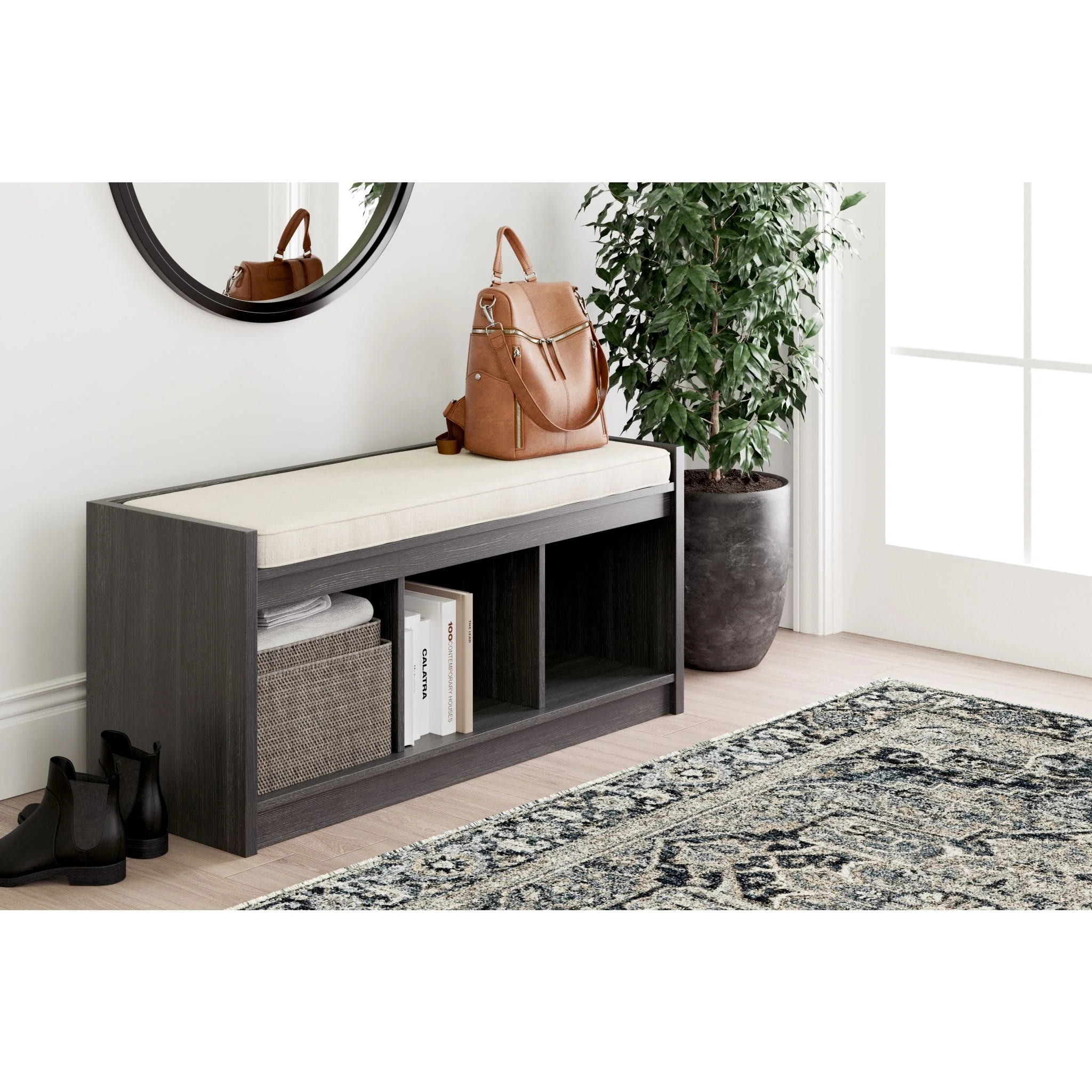 Yarlow Accent Chair - Image 2