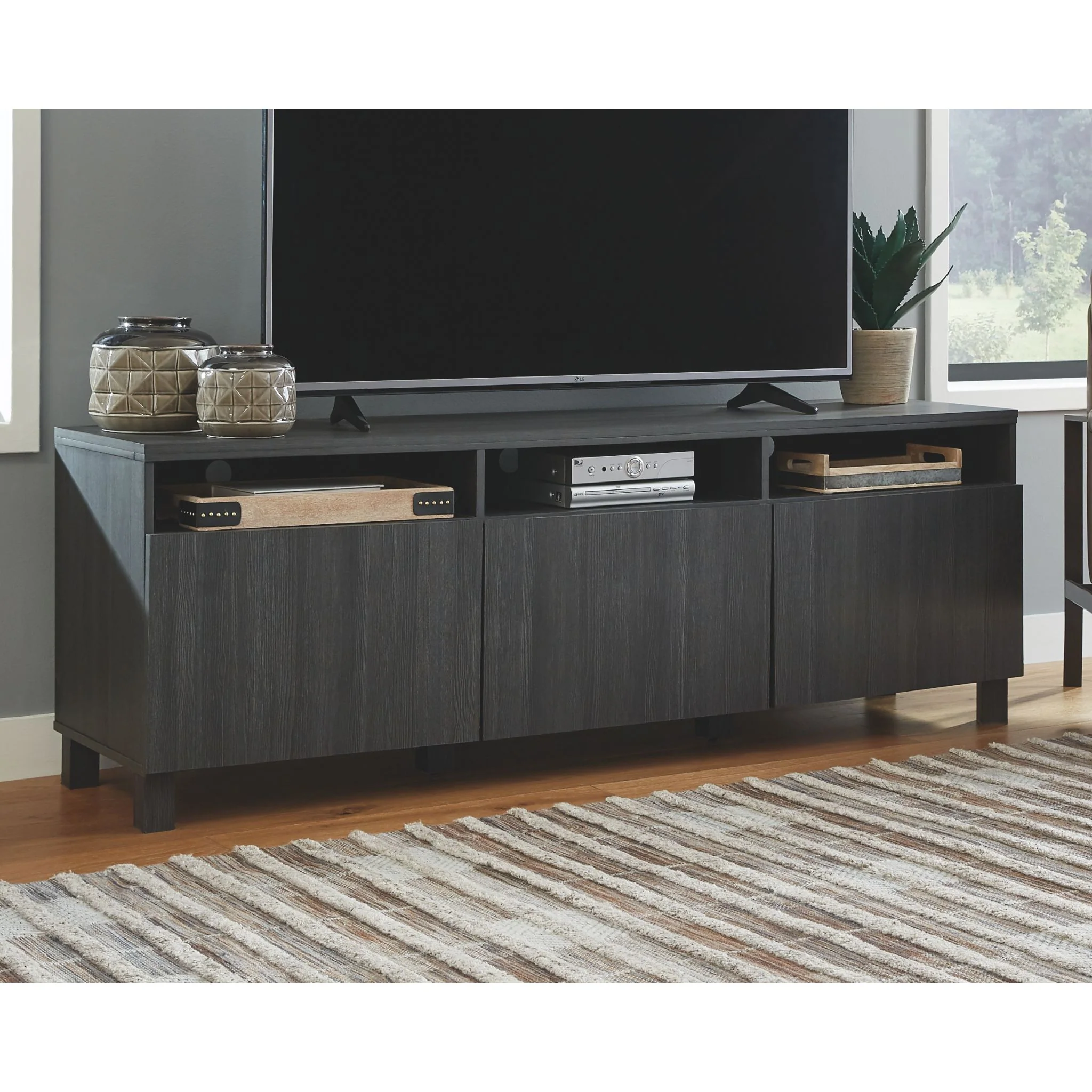 Yarlow TV Stand - Image 2